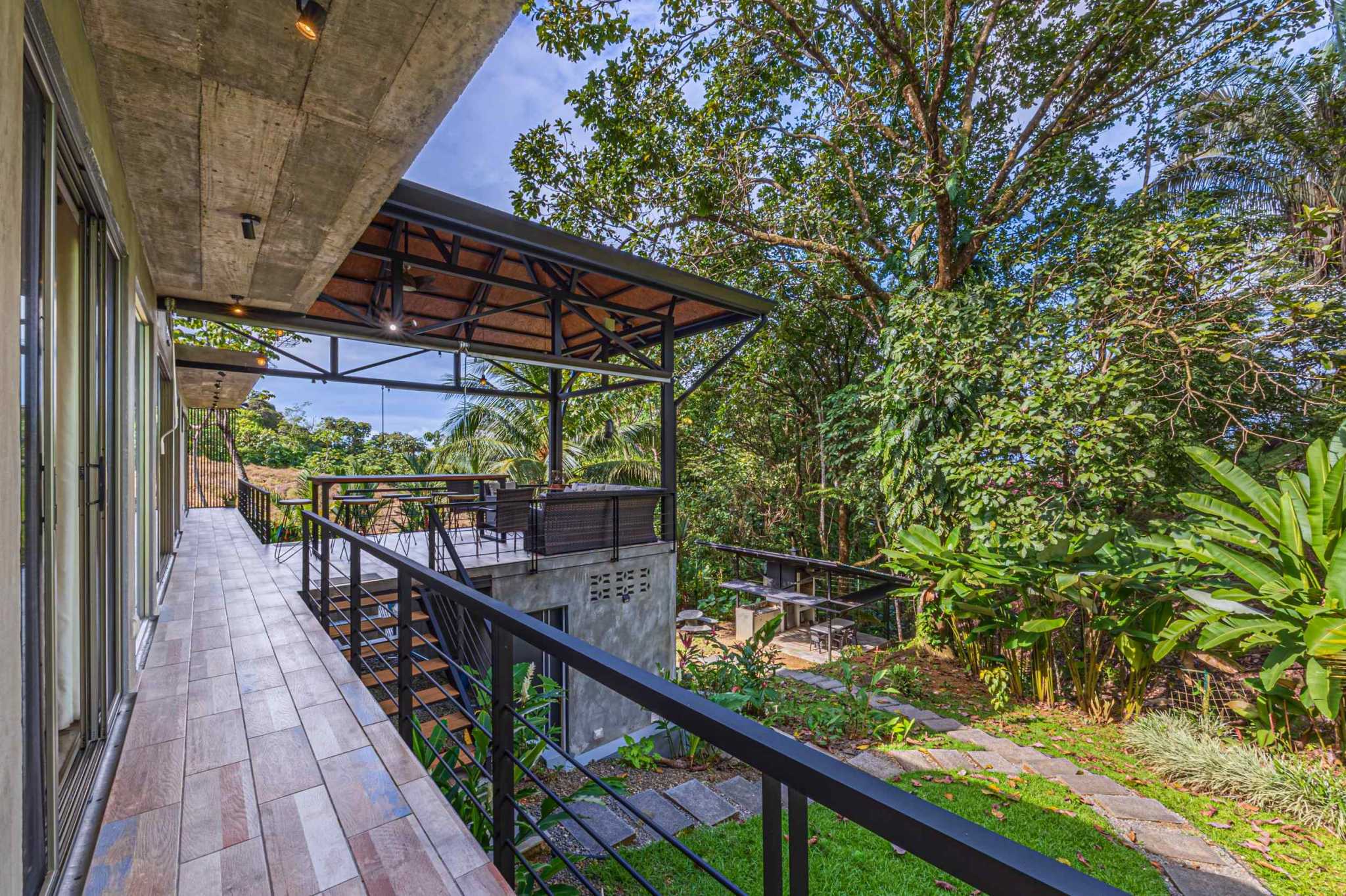 56567-14 Modern 3-Bedroom Villa with Infinity Pool & Ocean Access in Uvita Costa Rica