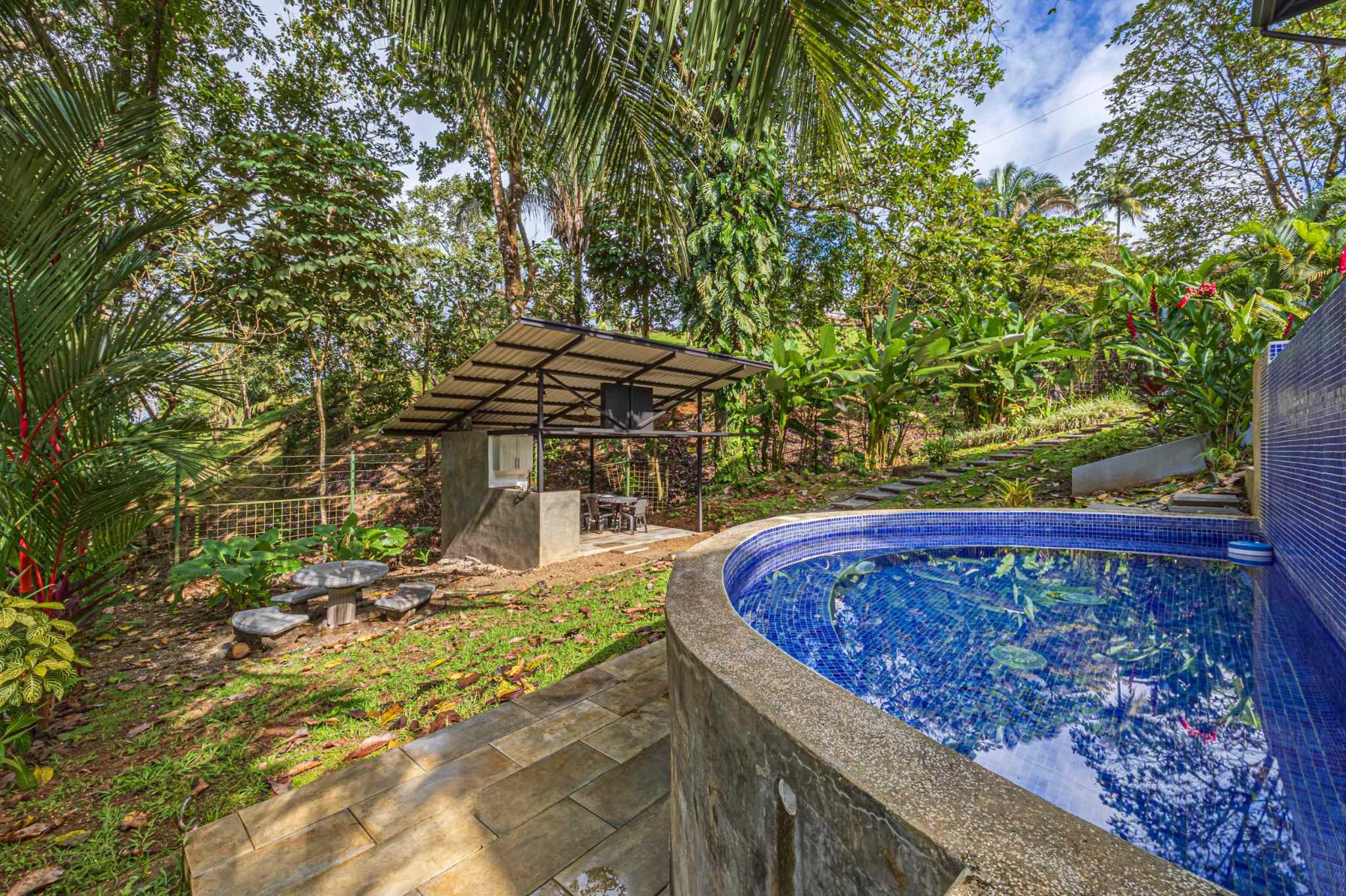 56567-10 Modern 3-Bedroom Villa with Infinity Pool & Ocean Access in Uvita Costa Rica