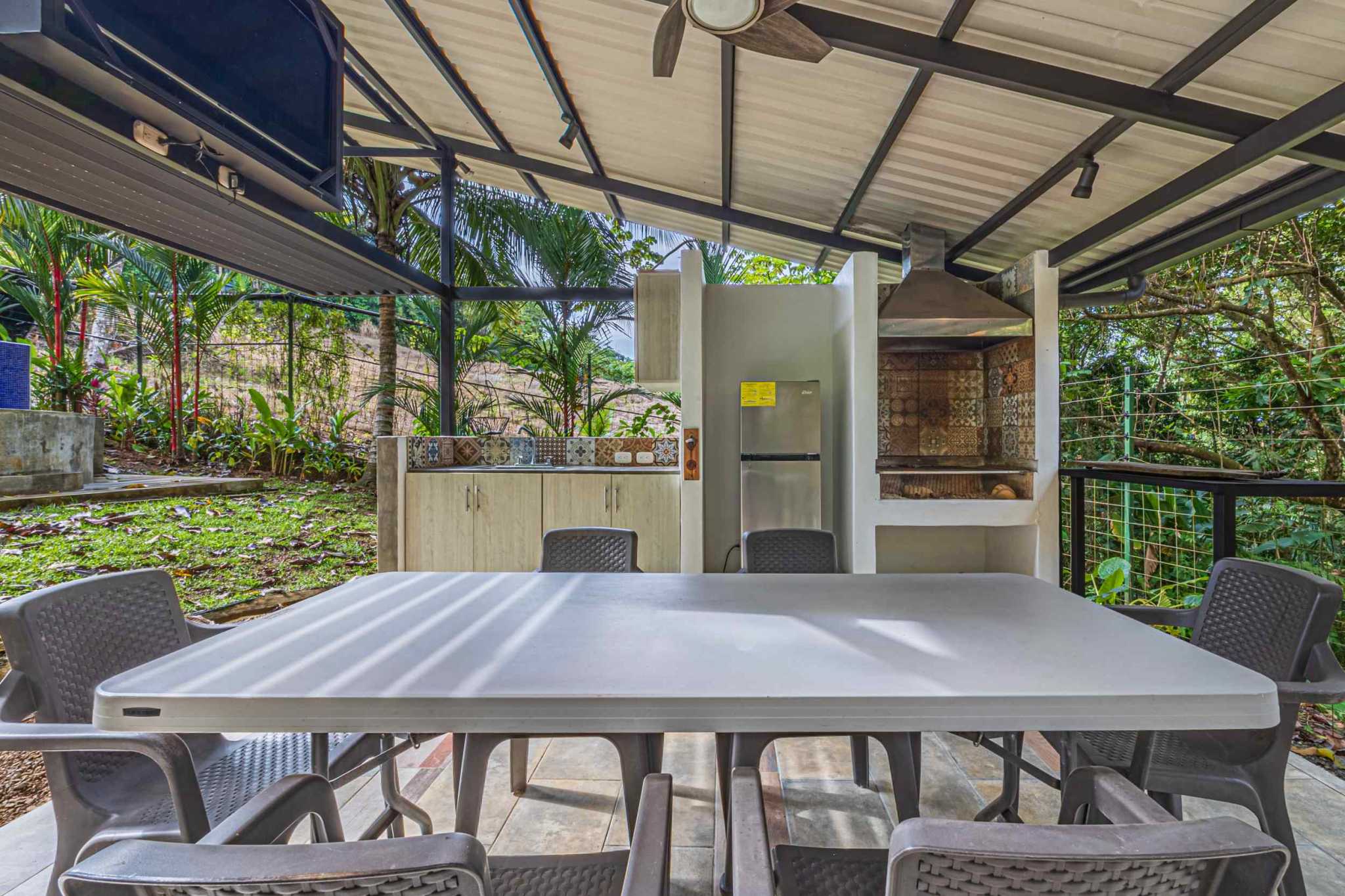 56567-8 Modern 3-Bedroom Villa with Infinity Pool & Ocean Access in Uvita Costa Rica
