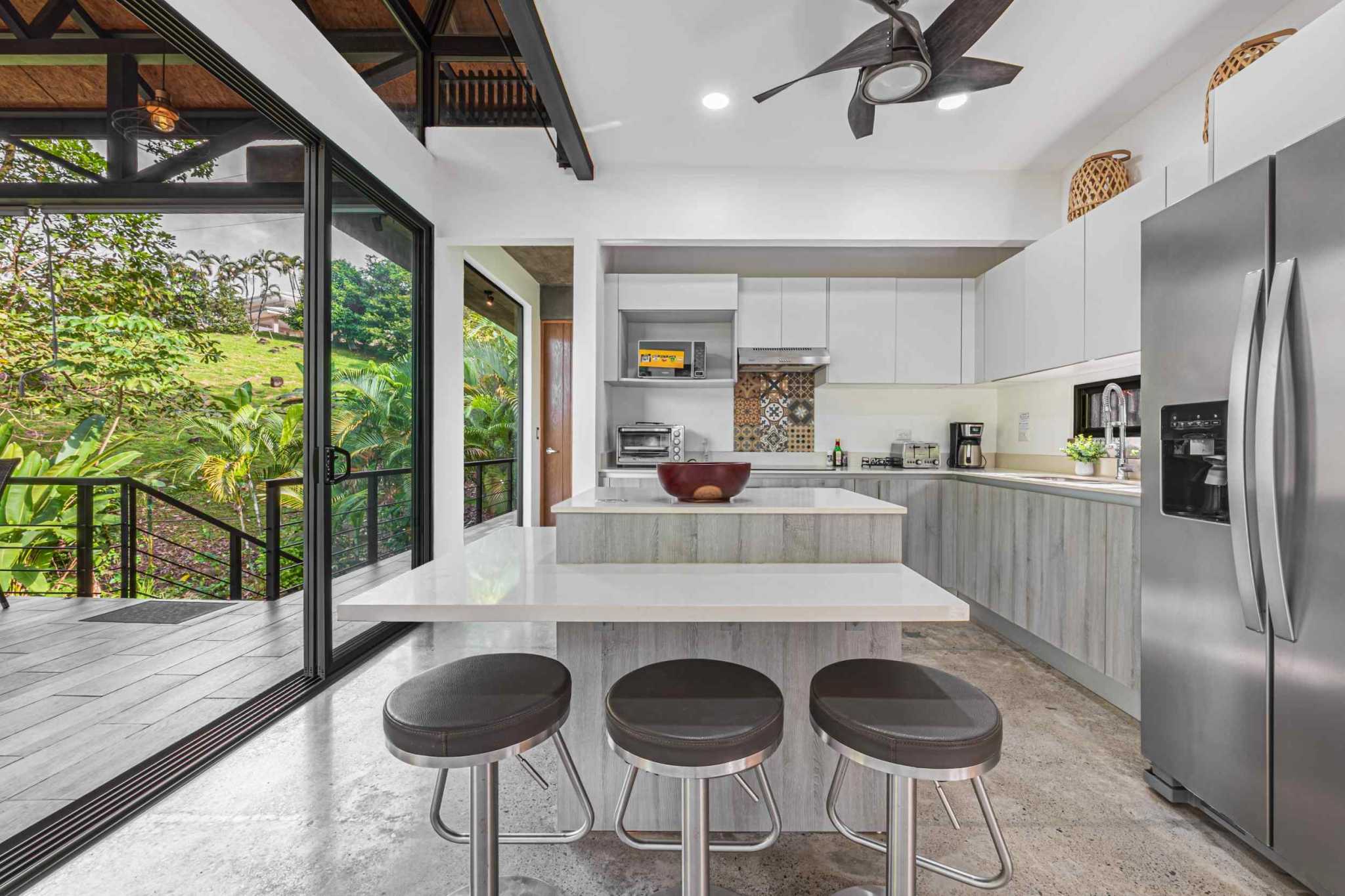 56567-2 Modern 3-Bedroom Villa with Infinity Pool & Ocean Access in Uvita Costa Rica