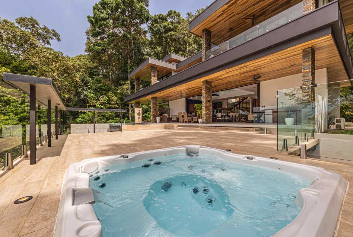 Stunning 5-Bedroom Estate with Ocean Views & Private Pool in Dominicalito Costa Rica