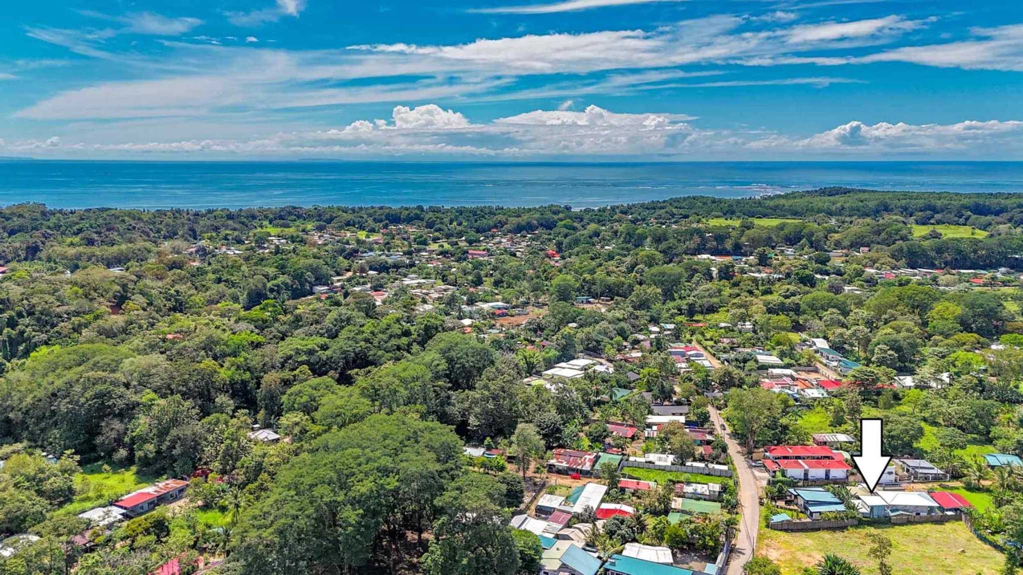 Beautiful 3-Bedroom Home with Private Pool & BBQ Rancho in Uvita Costa Rica