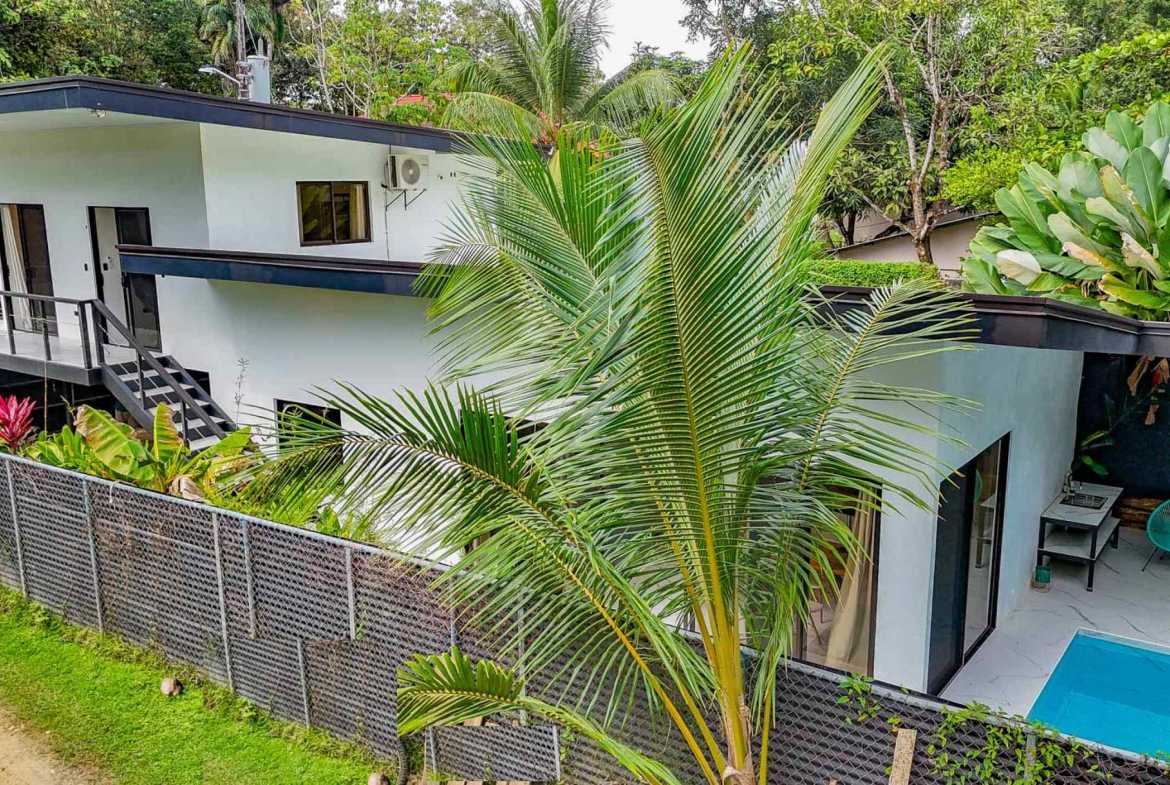 Stunning 3-Bedroom Home with Pool & Beach Access in Bahia near Uvita Costa Rica