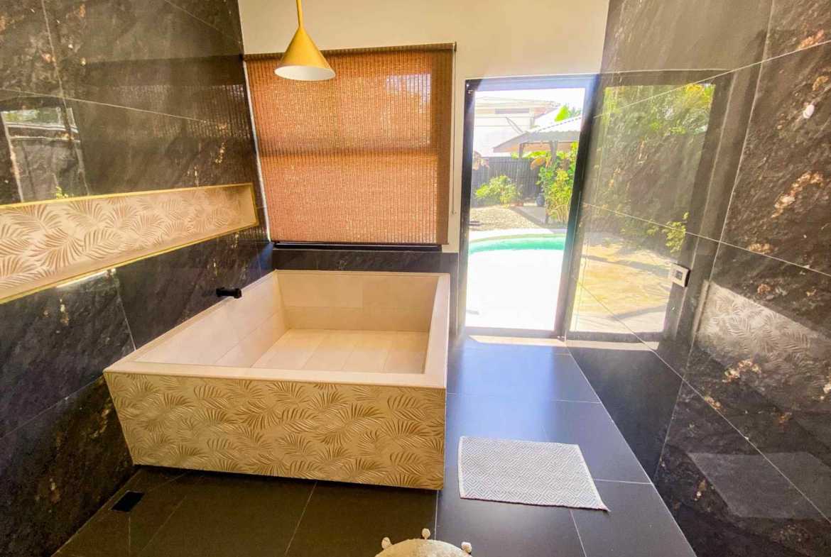 3-Bedroom Home with Private Pool & BBQ Rancho, photo 17 of 24