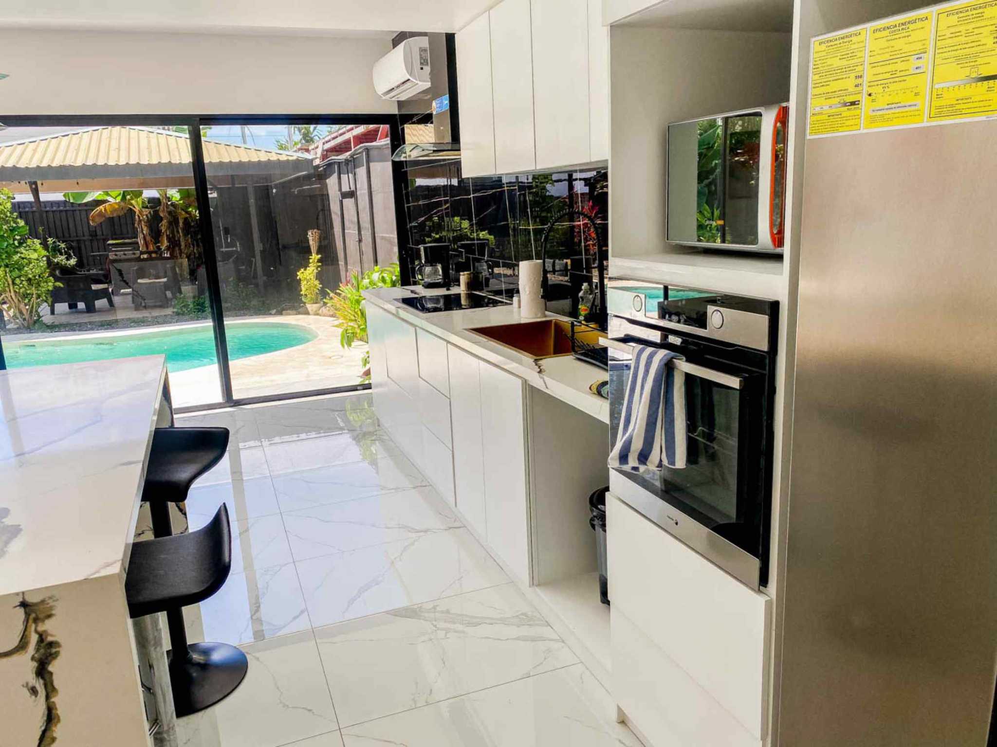 Beautiful 3-Bedroom Home with Private Pool & BBQ Rancho in Uvita Costa Rica