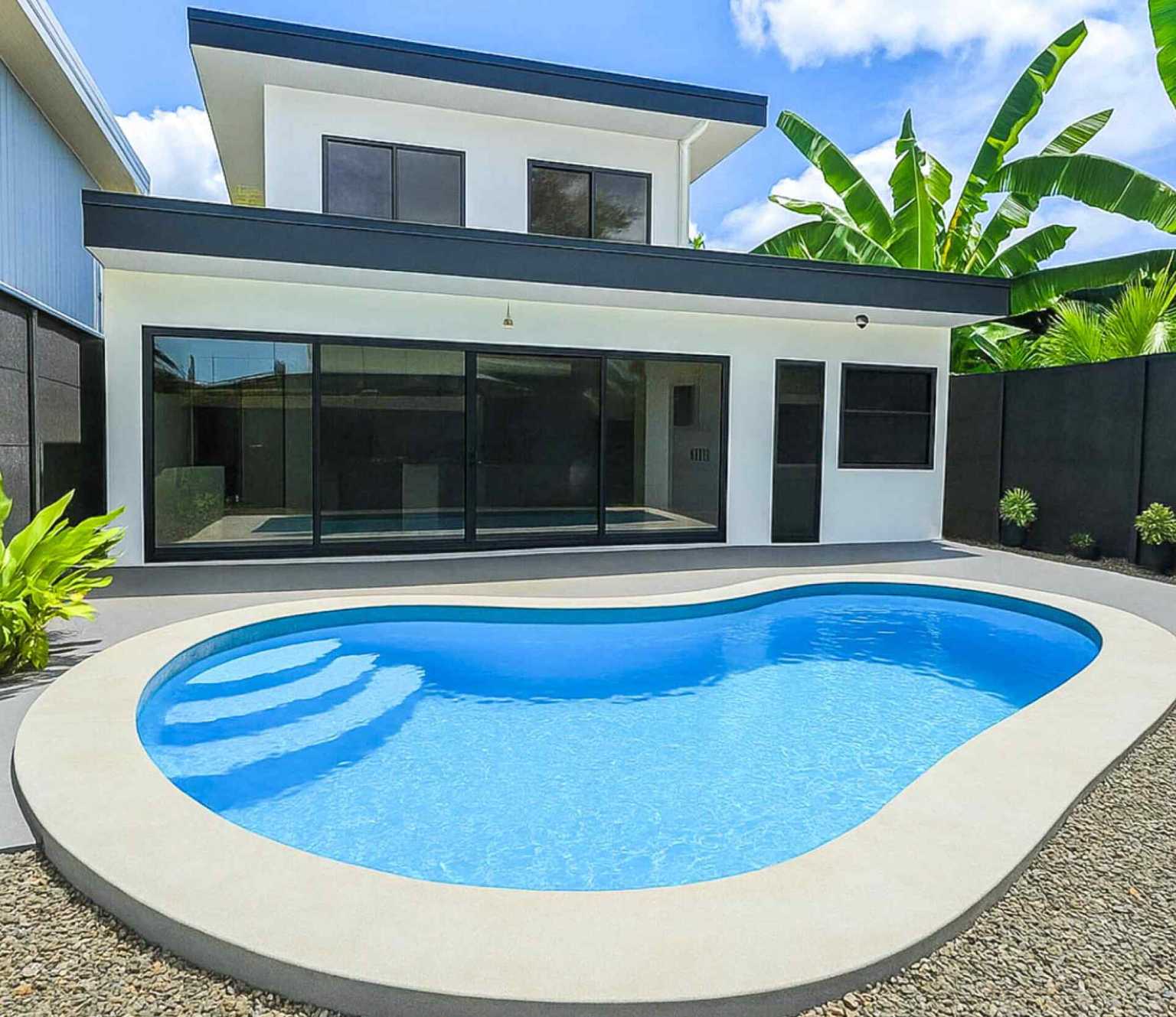 Beautiful 3-Bedroom Home with Private Pool & BBQ Rancho in Uvita Costa Rica
