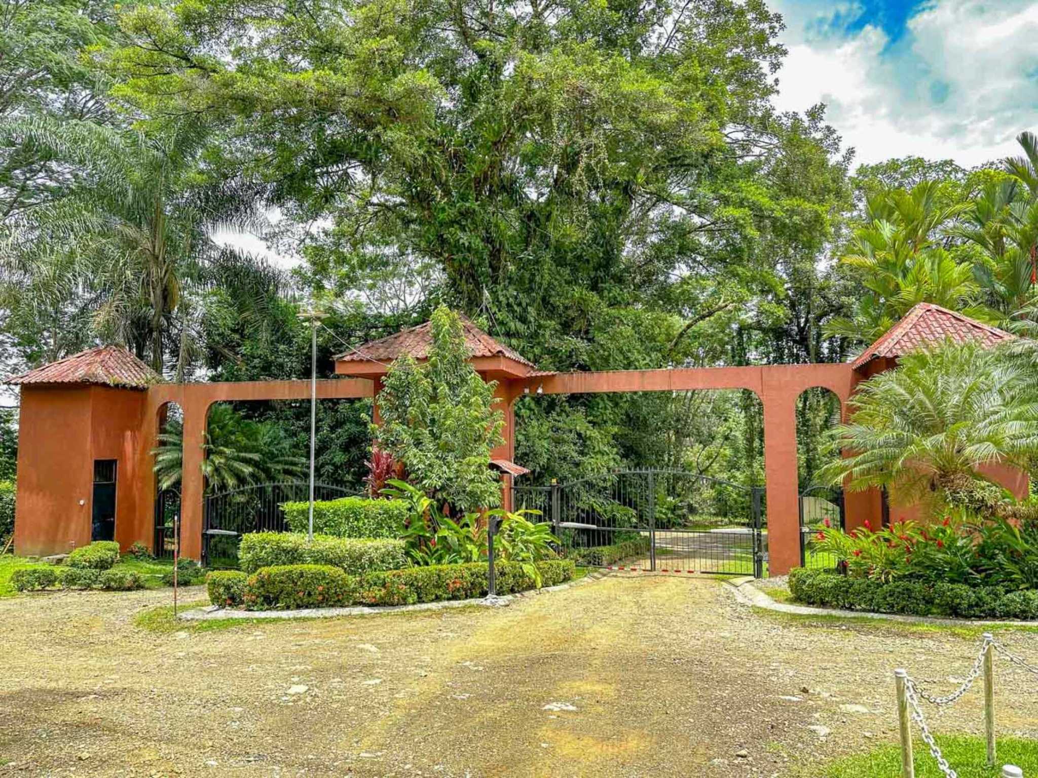 55858-11 Building Lot with Legal Water in Ojochal Costa Rica