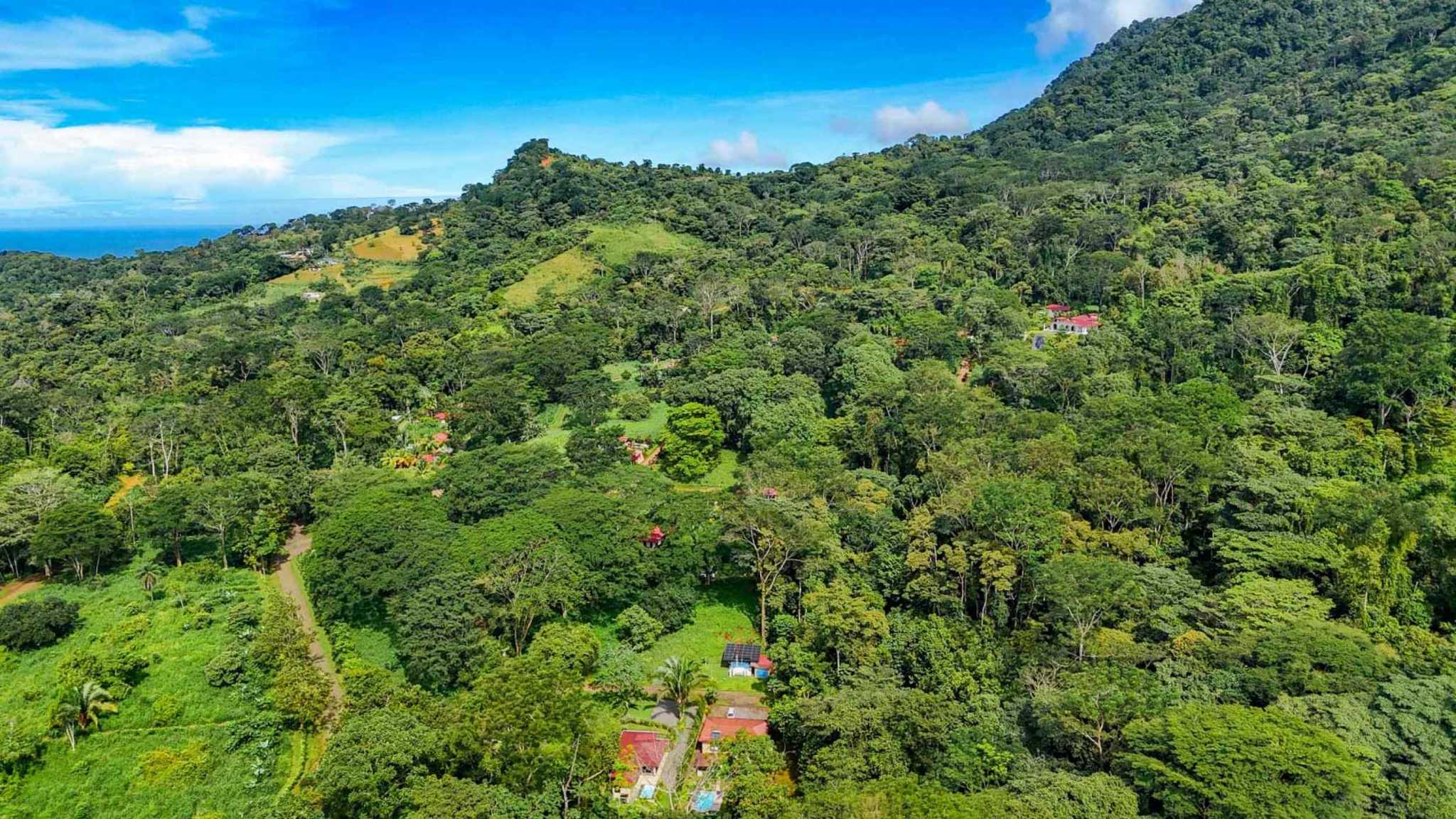 55858-8 Building Lot with Legal Water in Ojochal Costa Rica