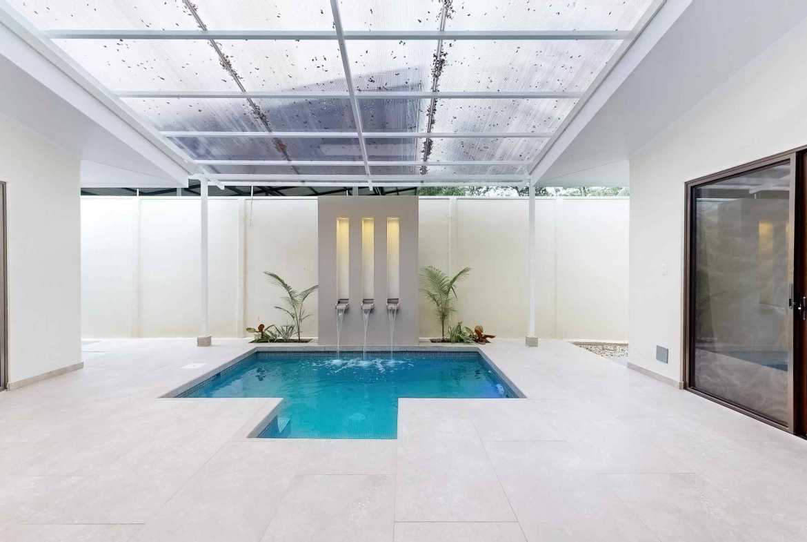 Modern 3-Bedroom Home with Pool & Studio, photo 17 of 24