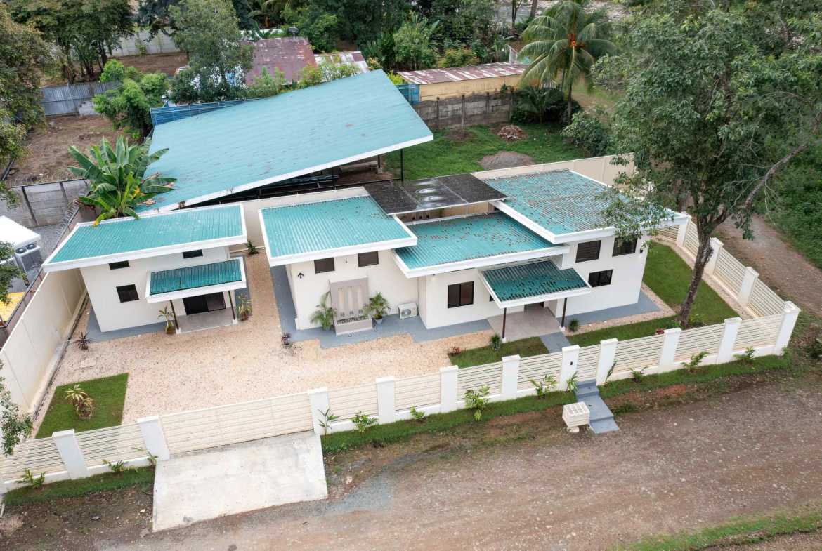 Modern 3-Bedroom Home with Pool & Studio in Uvita Costa Rica