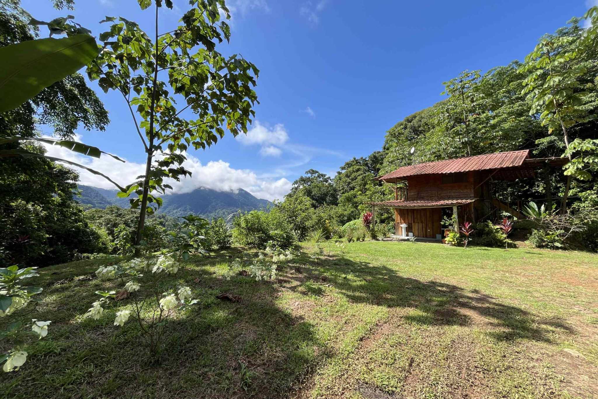 Charming 3-Bedroom Mountain Home with Views & Guest Cabin in Tres Rios Costa Rica