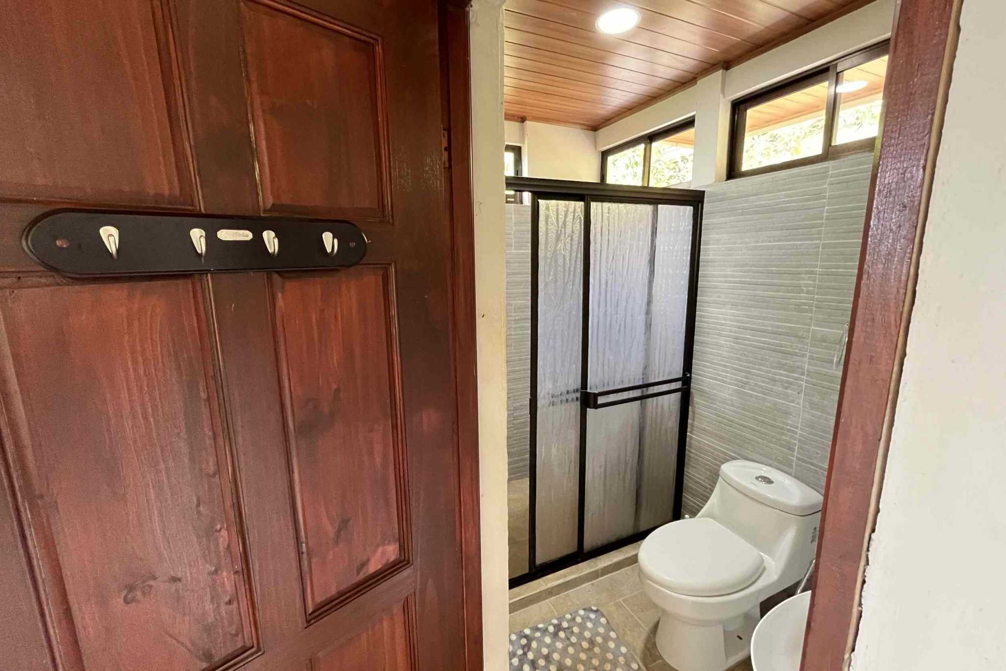 Charming 3-Bedroom Mountain Home with Views & Guest Cabin in Tres Rios Costa Rica
