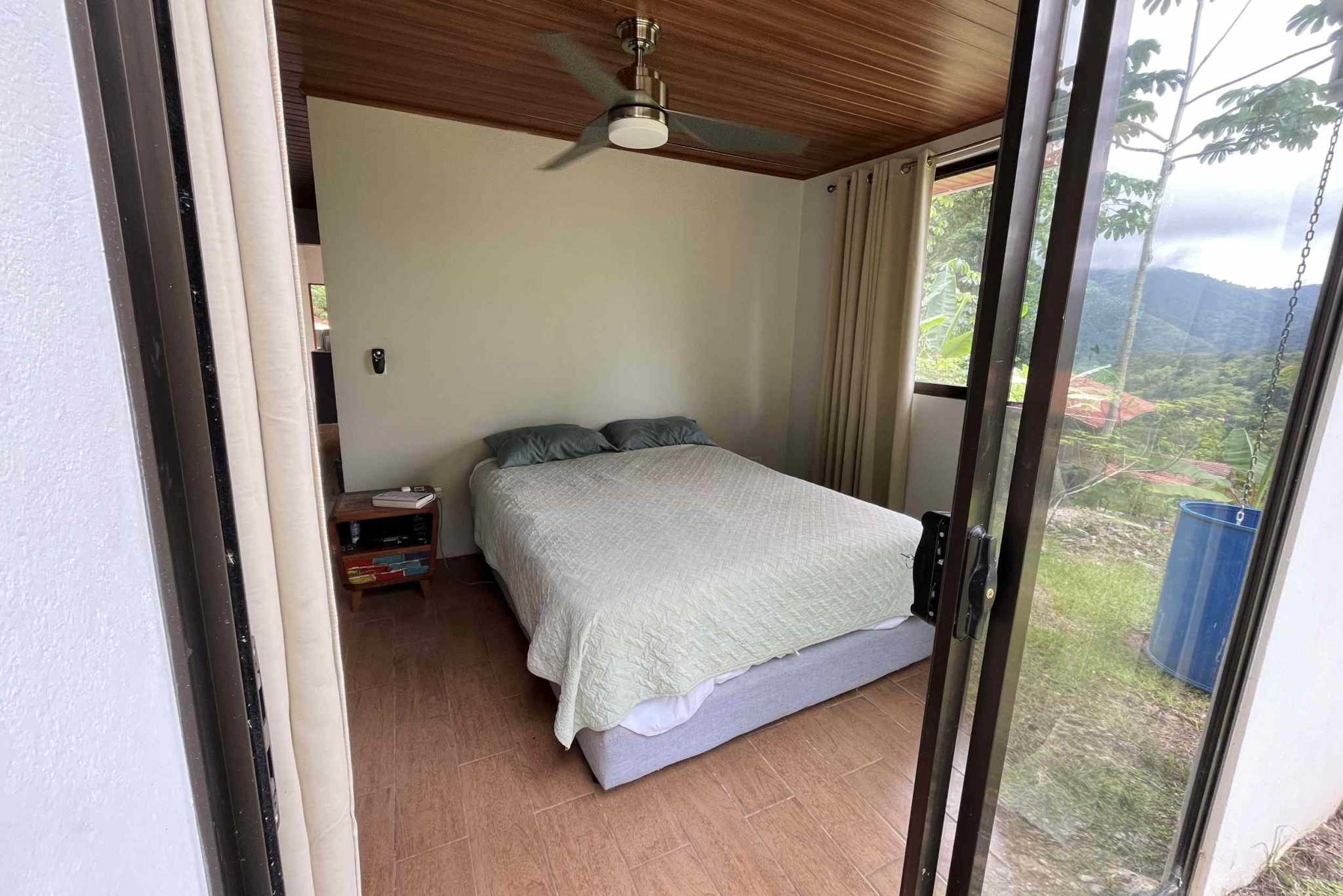 Charming 3-Bedroom Mountain Home with Views & Guest Cabin in Tres Rios Costa Rica