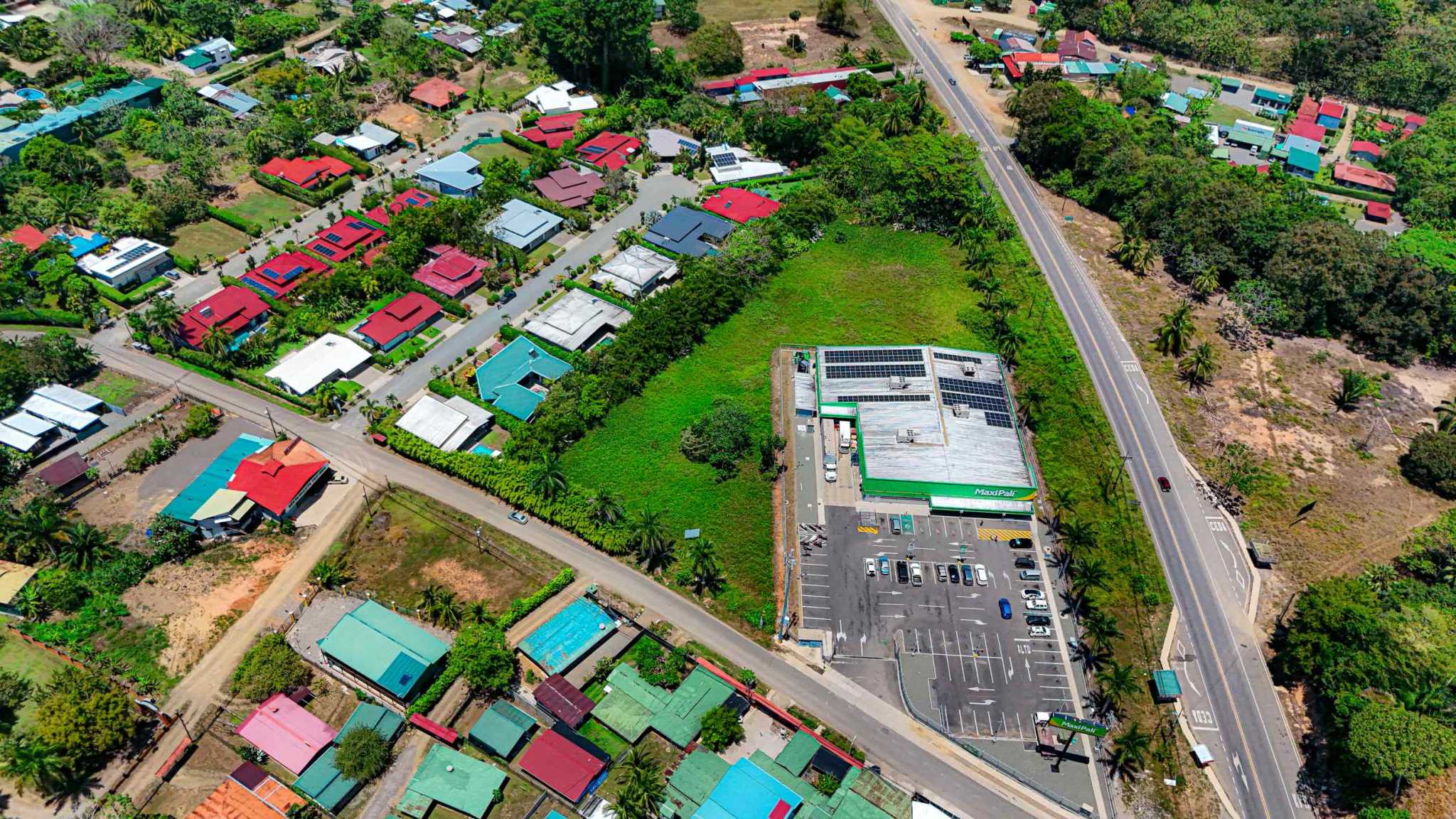 63547-11 Charming 3-Bedroom Home with Pool & Walk-to-Beach in Bahia Ballena Costa Rica