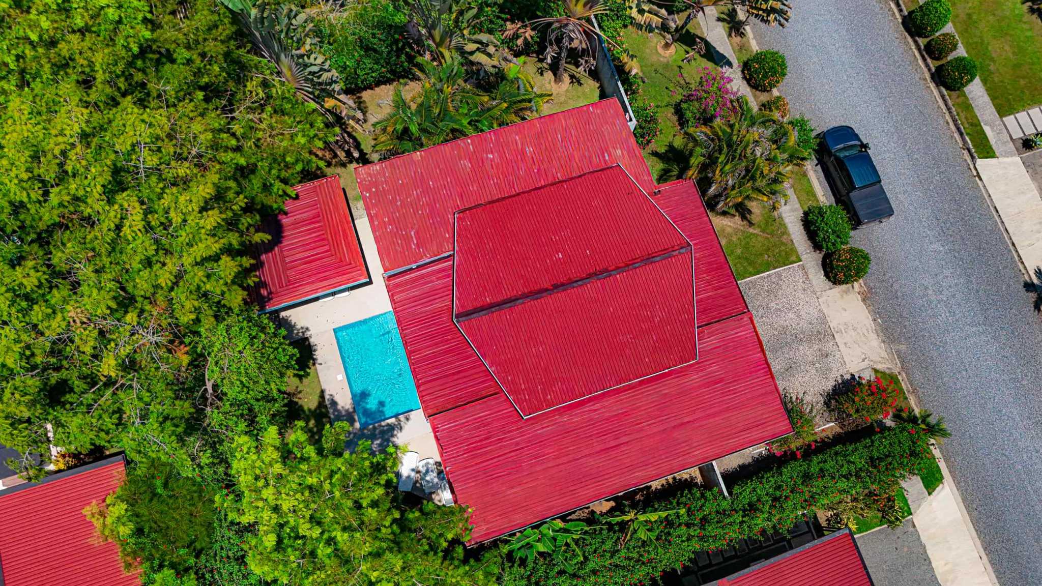 63547-9 Charming 3-Bedroom Home with Pool & Walk-to-Beach in Bahia Ballena Costa Rica