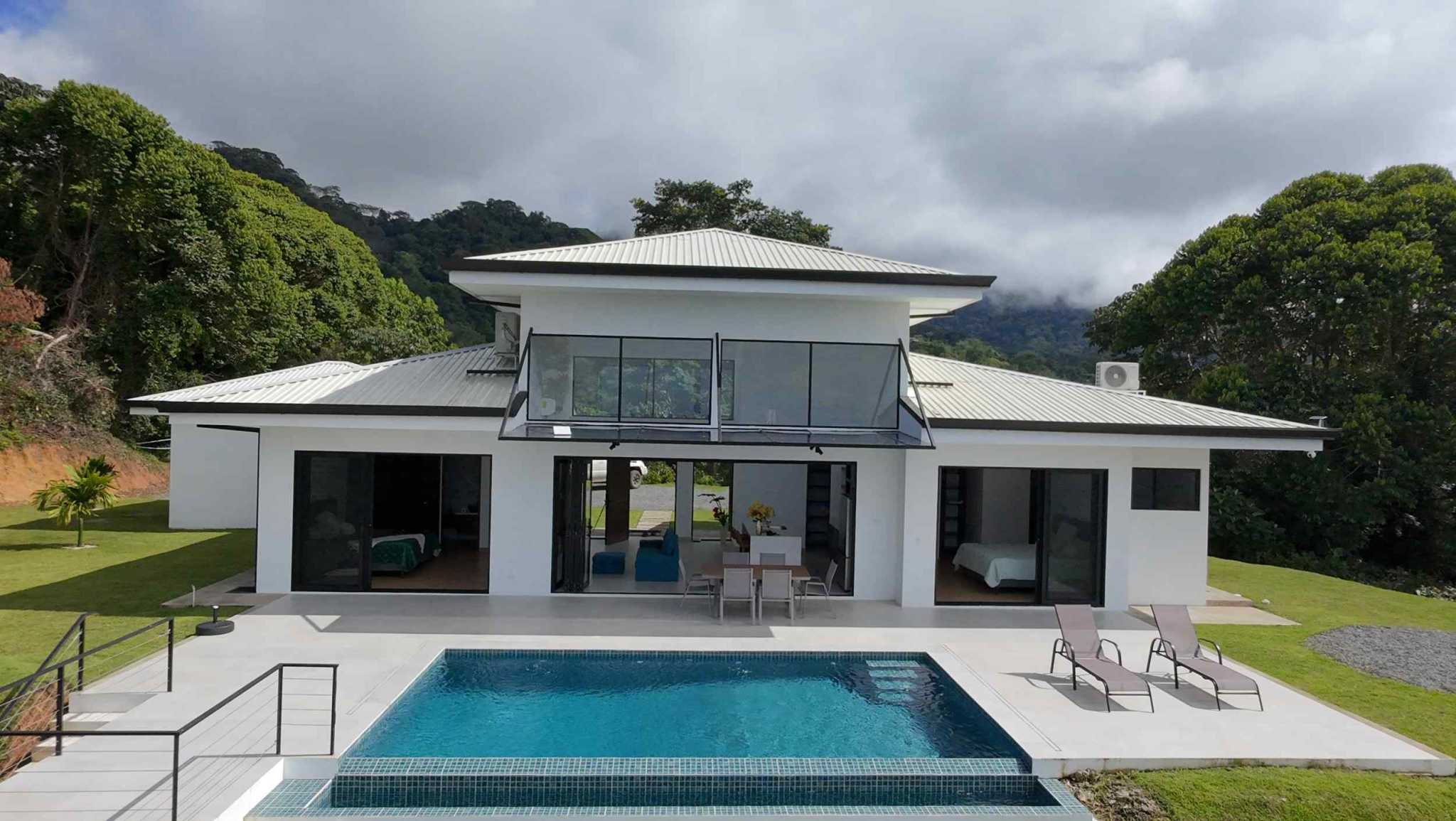 63102-46 Luxury 3-Bedroom Home with Ocean Views & Infinity Pool in Tres Rios Costa Rica