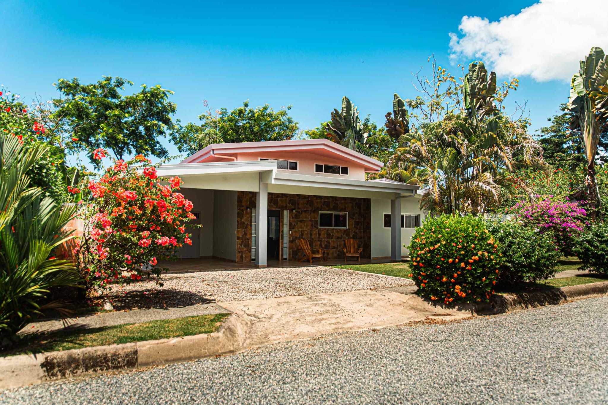 63547-4 Charming 3-Bedroom Home with Pool & Walk-to-Beach in Bahia Ballena Costa Rica