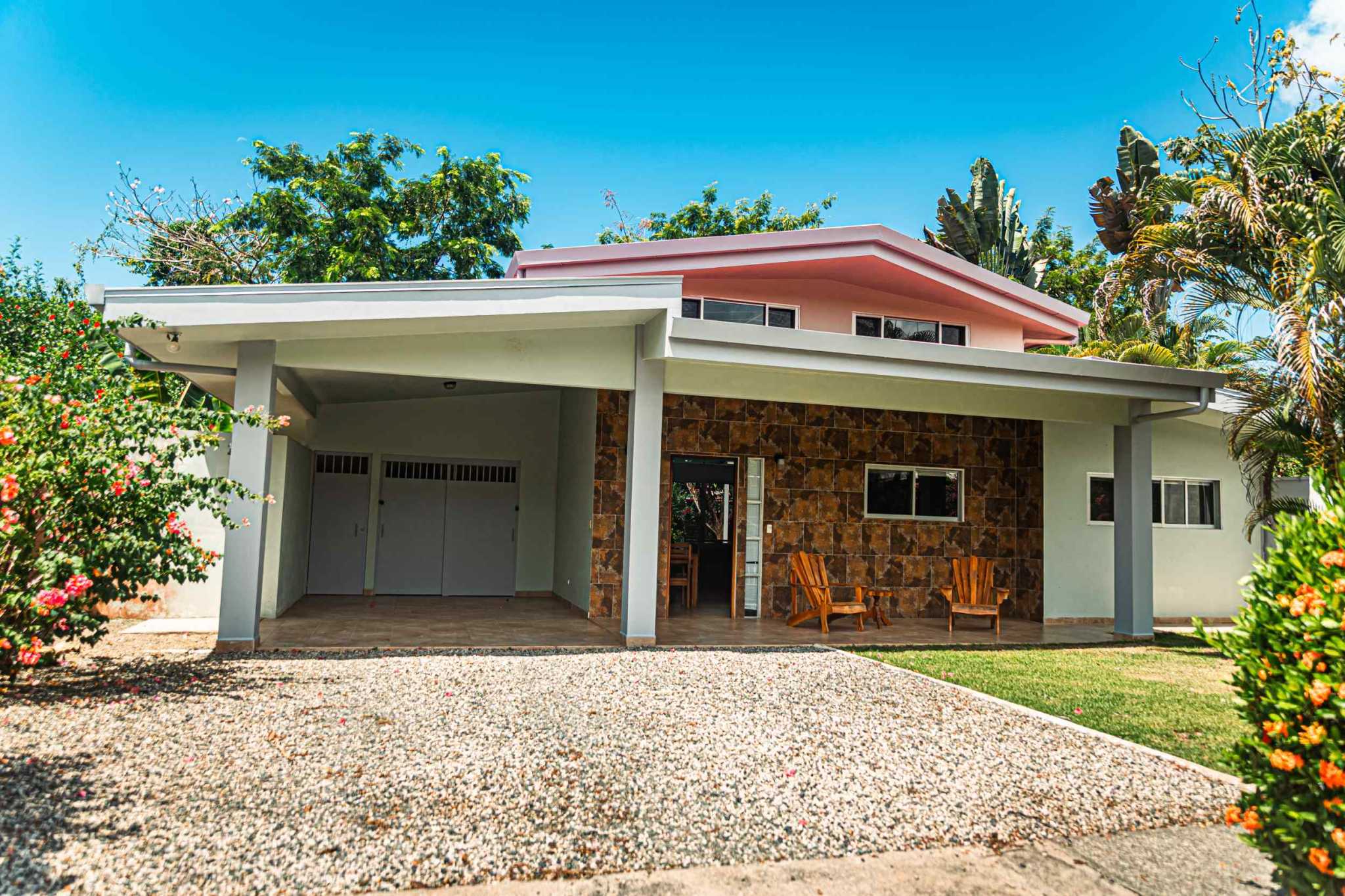63547-3 Charming 3-Bedroom Home with Pool & Walk-to-Beach in Bahia Ballena Costa Rica