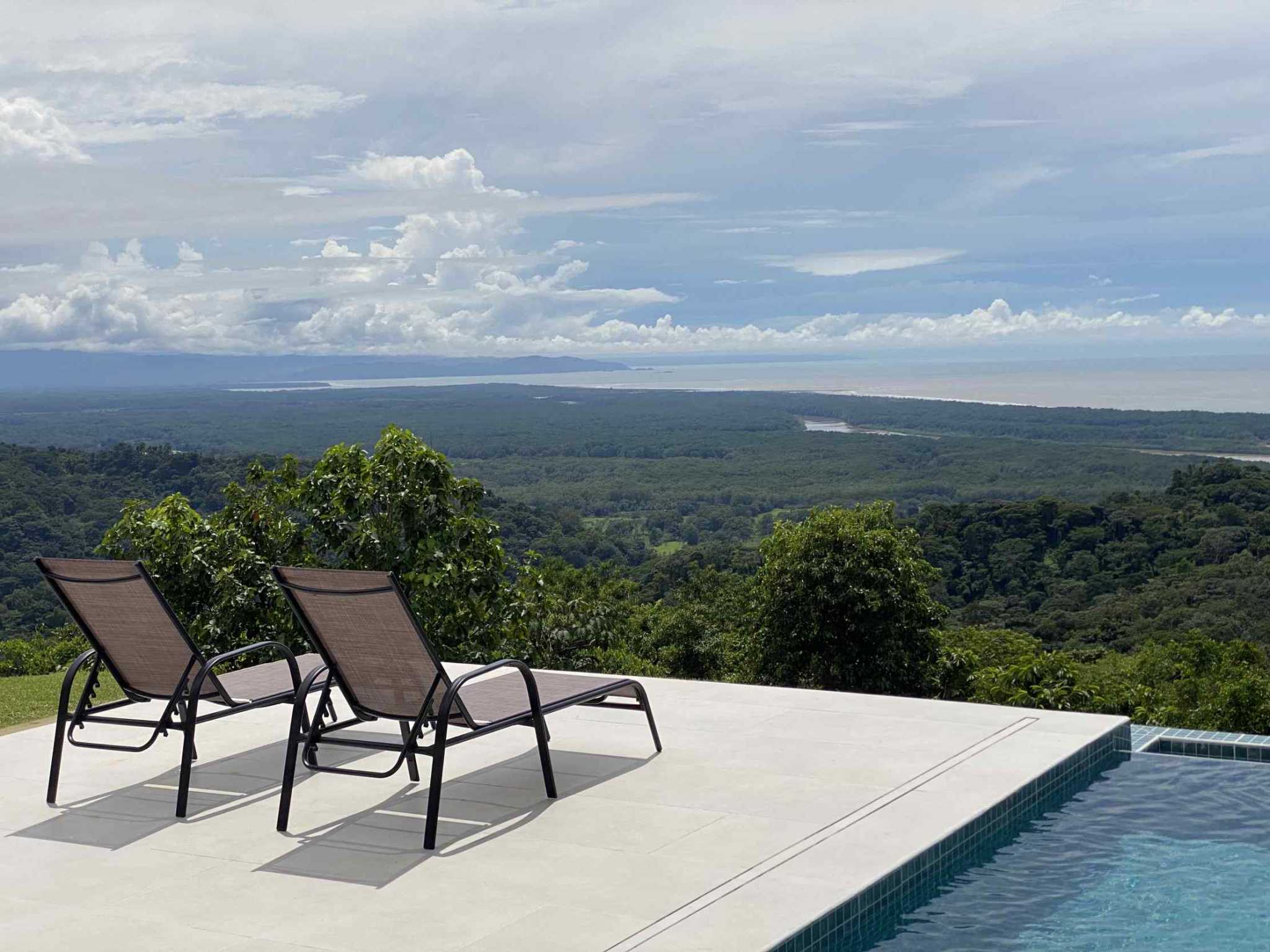 63102-22 Luxury 3-Bedroom Home with Ocean Views & Infinity Pool in Tres Rios Costa Rica