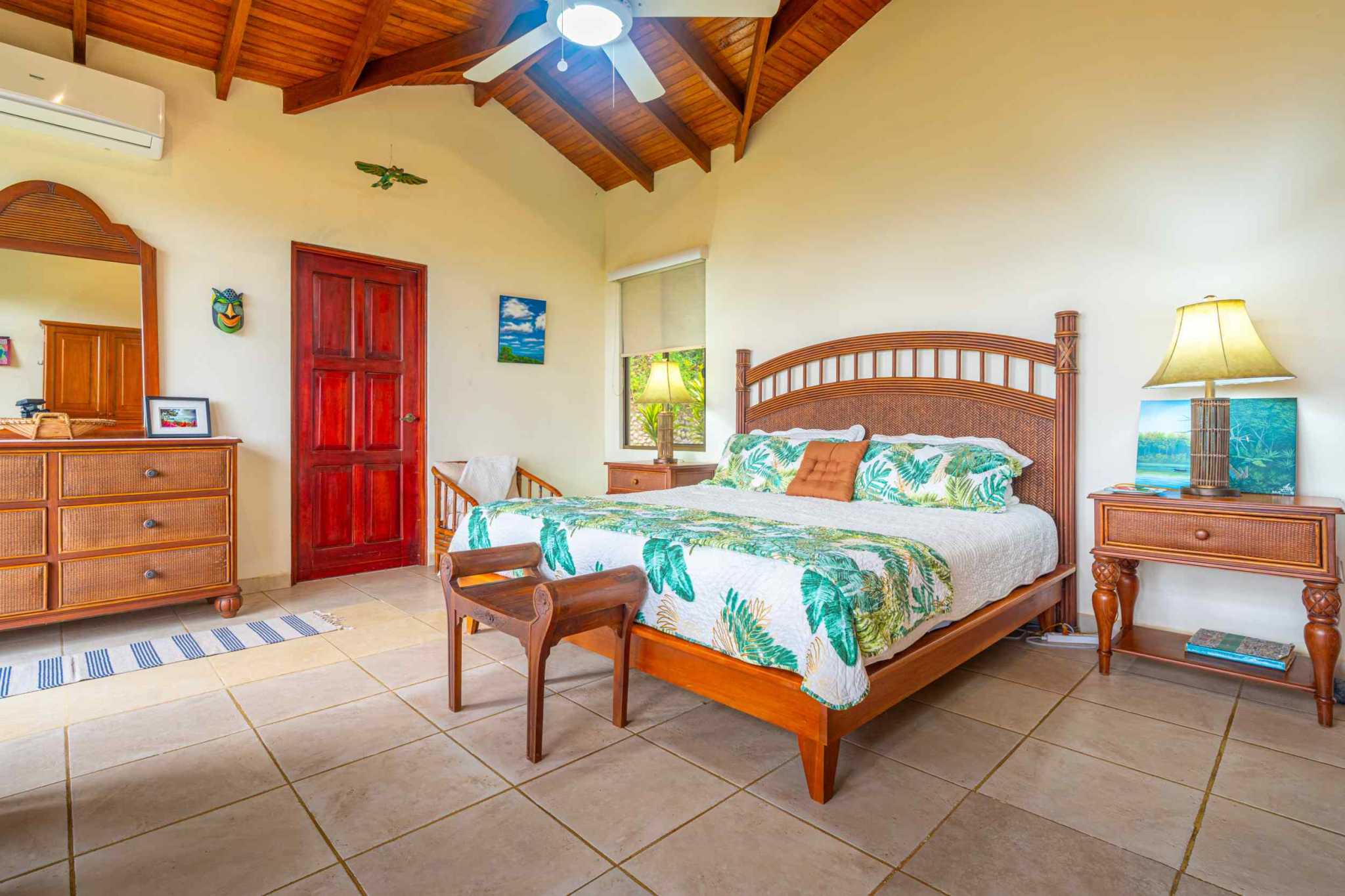 63273-25 Stunning 2-Bedroom Villa with Full Ocean Views & Pool in Tres Rios Costa Rica
