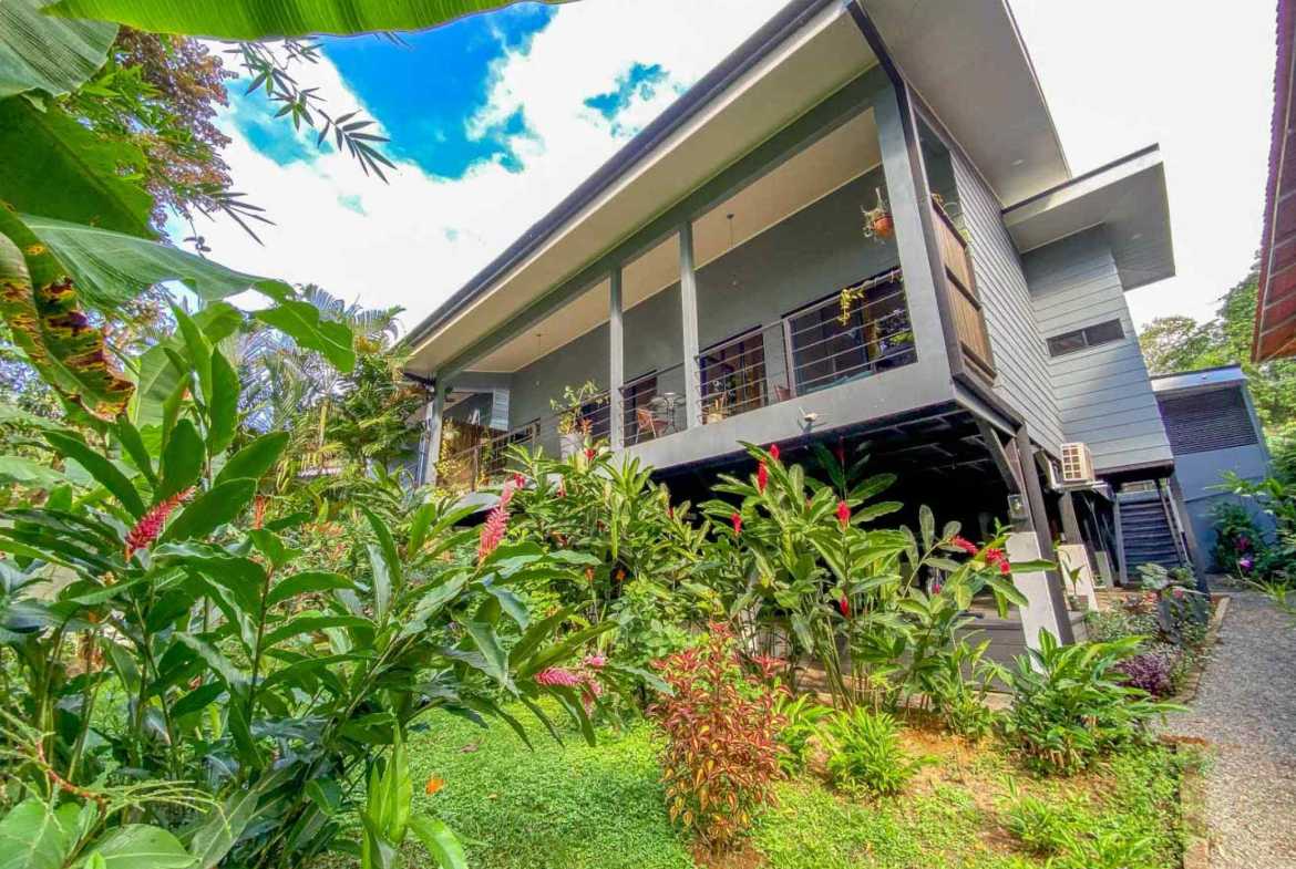 Tropical 4-Bedroom Home with Private Pool & Jungle Creek, photo 13 of 24