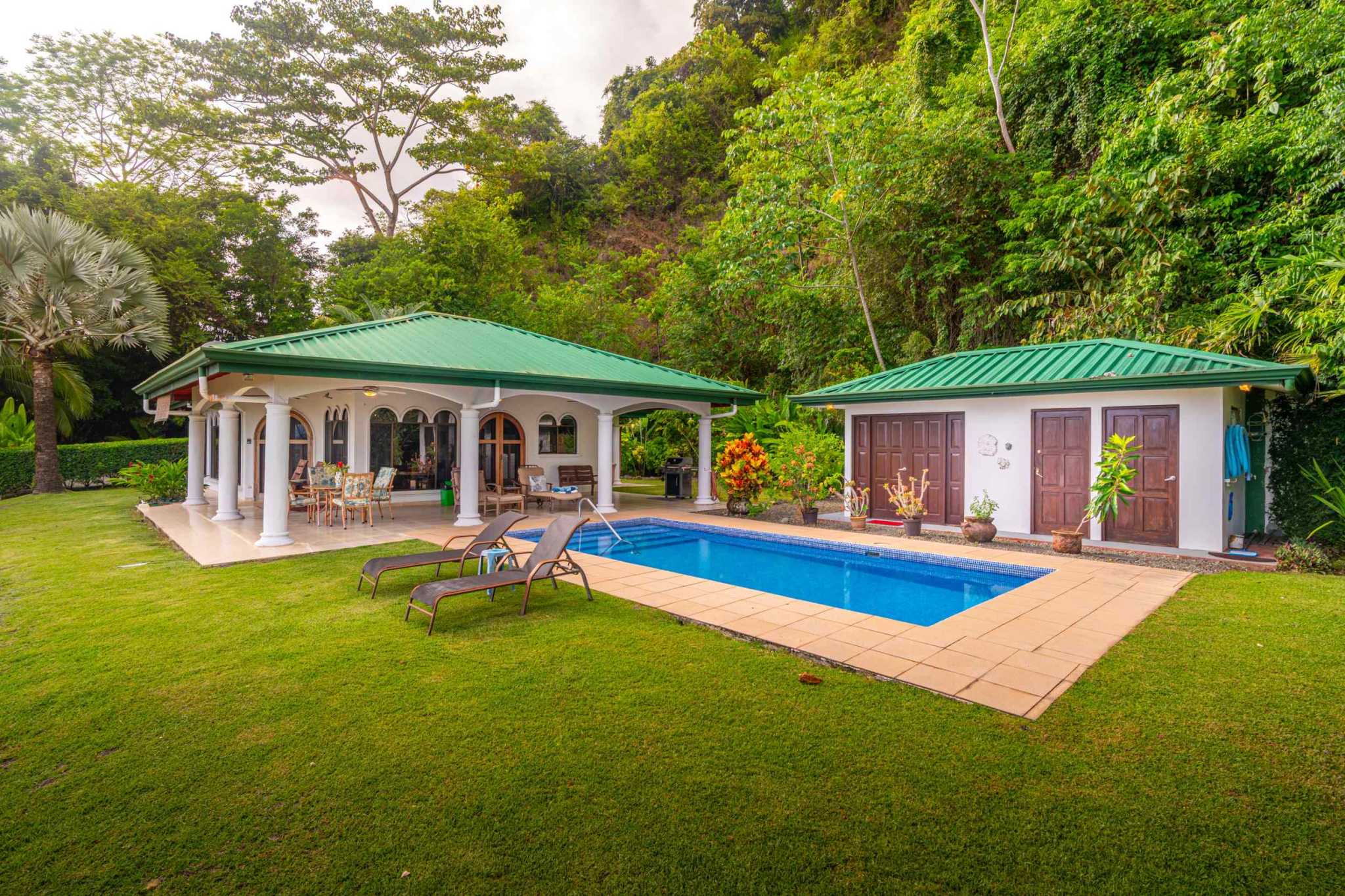 63273-9 Stunning 2-Bedroom Villa with Full Ocean Views & Pool in Tres Rios Costa Rica