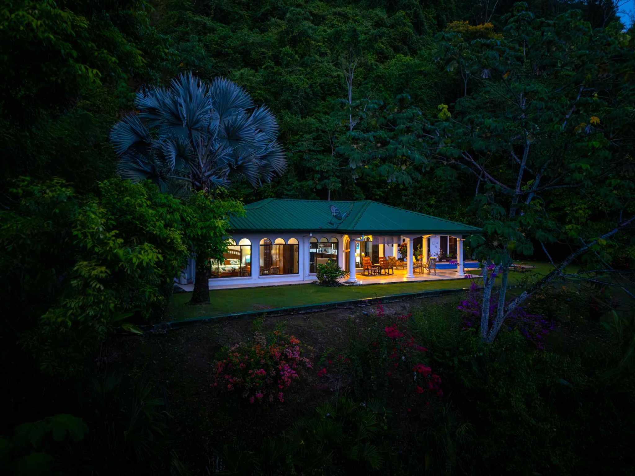 63273-8 Stunning 2-Bedroom Villa with Full Ocean Views & Pool in Tres Rios Costa Rica