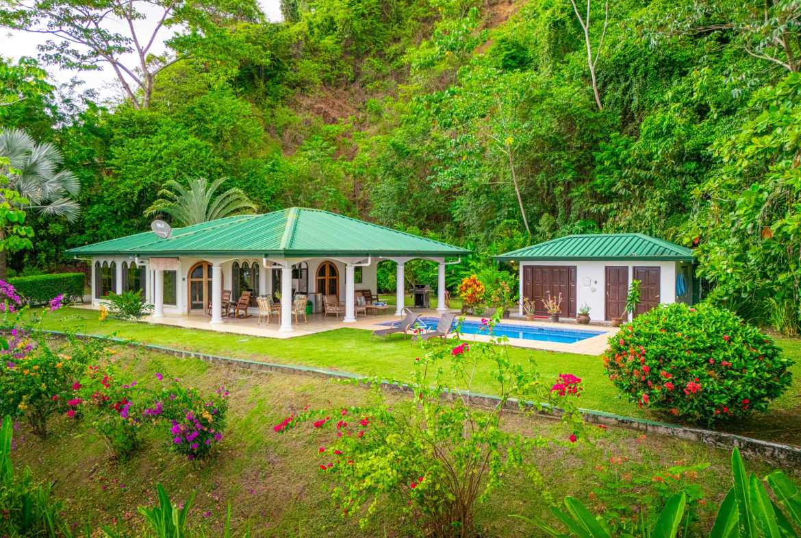 Stunning 2-Bedroom Villa with Full Ocean Views & Pool in Tres Rios Costa Rica