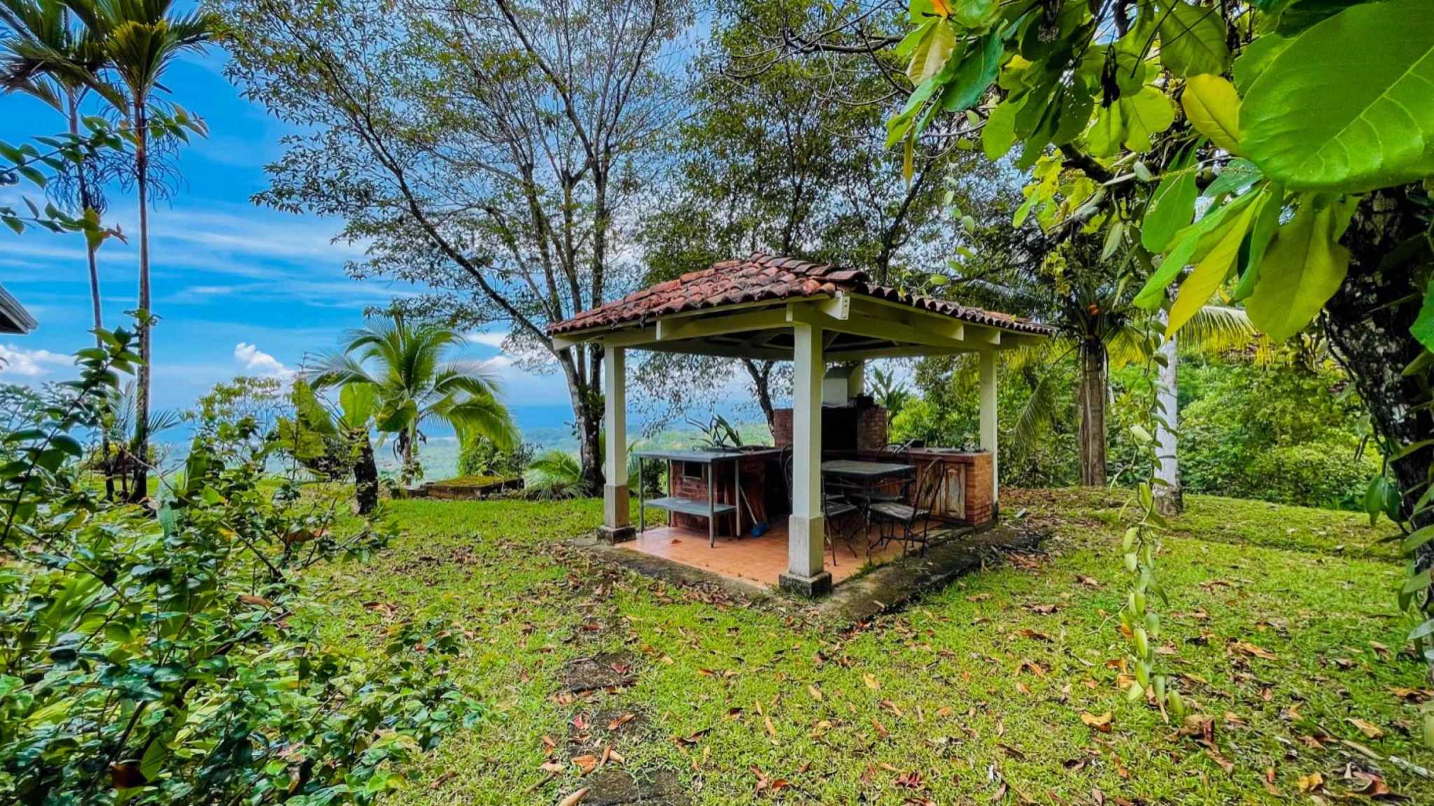 63404-49 Ocean View 4.86-Acre Home with Legal Water in Ojochal Costa Rica