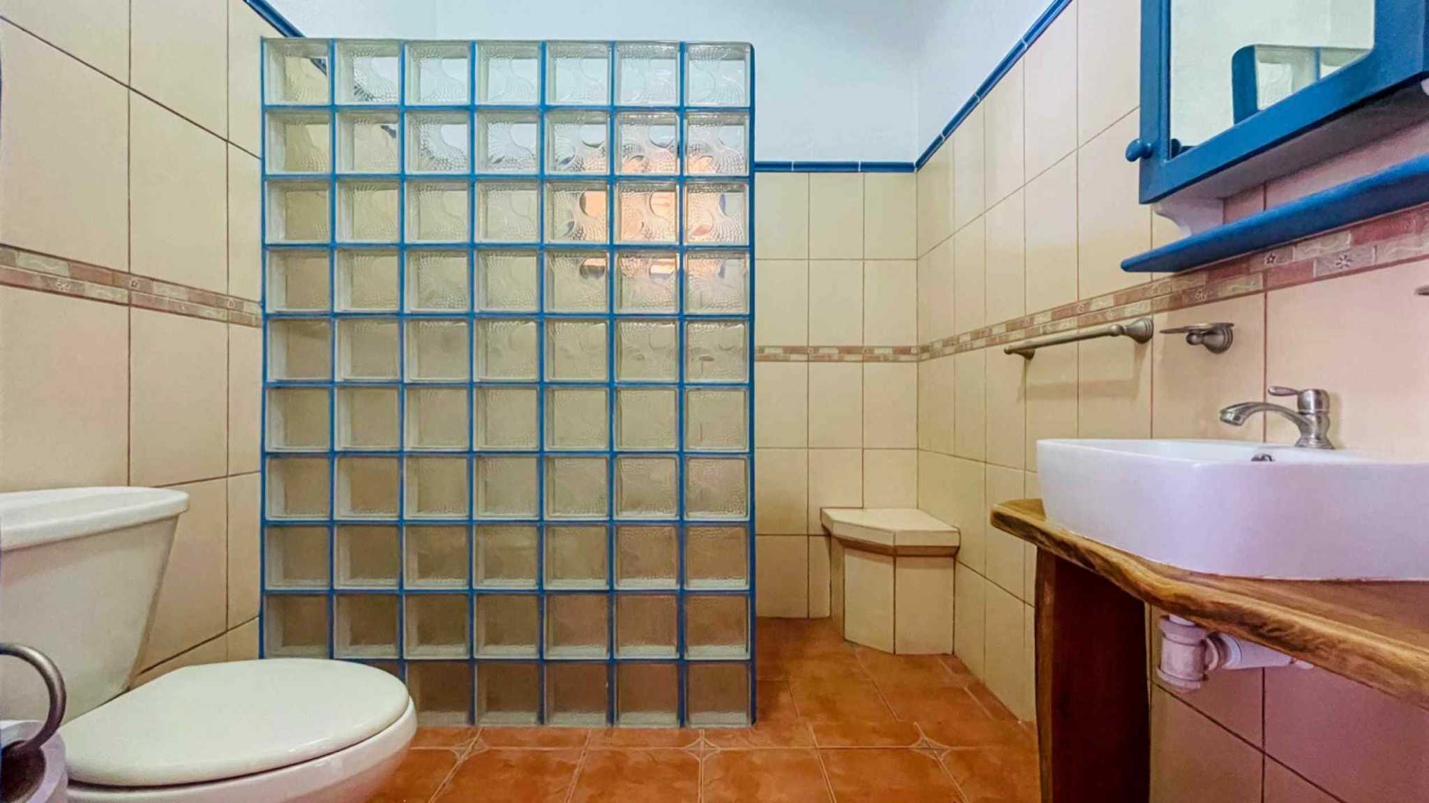 63404-20 Ocean View 4.86-Acre Home with Legal Water in Ojochal Costa Rica