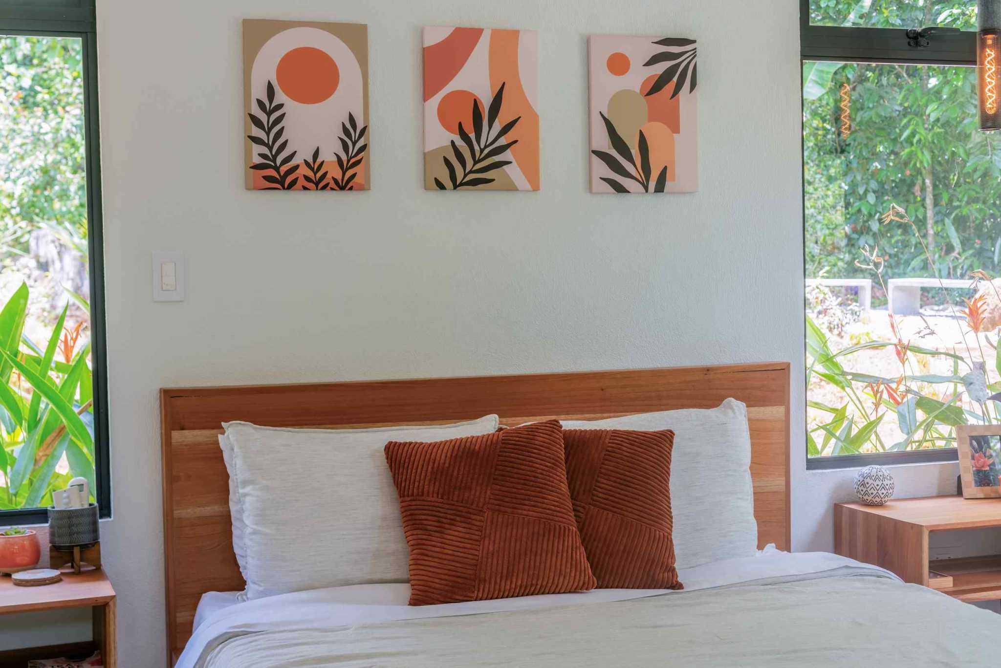 Stunning 3-Bedroom Modern Home with Creek & Mountain Views in Dominical Costa Rica