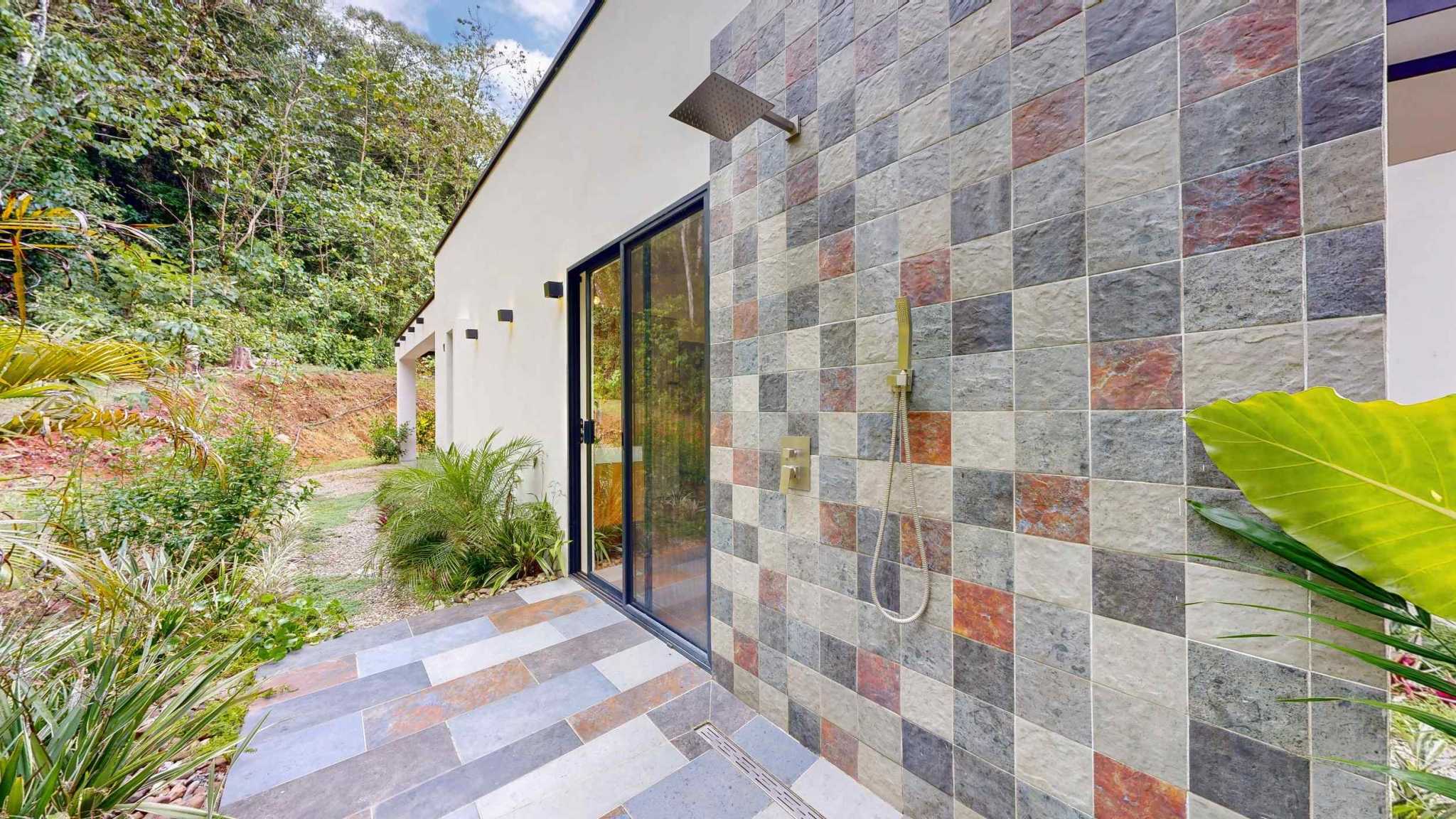 Stunning 3-Bedroom Modern Home with Creek & Mountain Views in Dominical Costa Rica