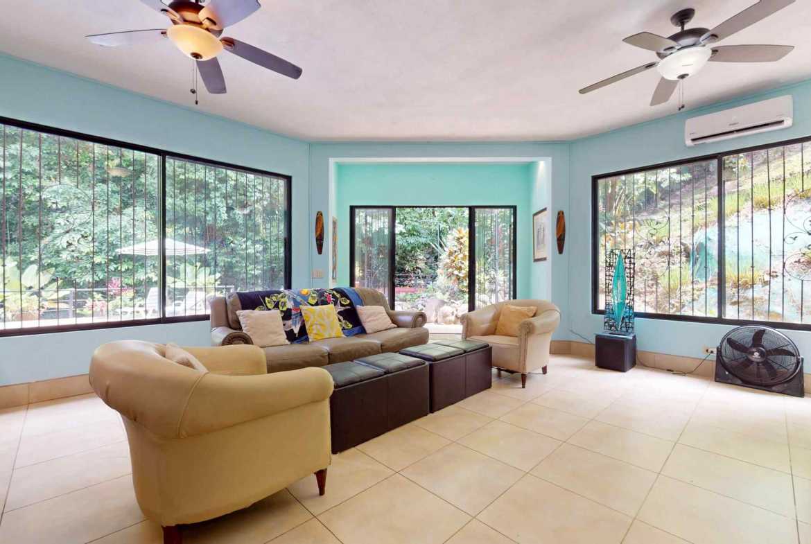 3-Bedroom Jungle Retreat with Private Waterfall, photo 16 of 24