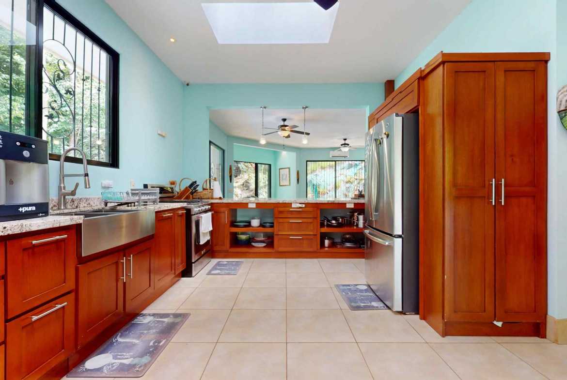 3-Bedroom Jungle Retreat with Private Waterfall, photo 13 of 24