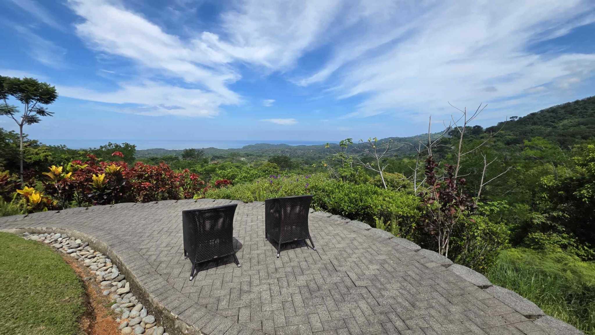 63069-33 Exceptional 4-Bedroom Estate with Ocean & Mountain Views & Pool in Ojochal Costa Rica