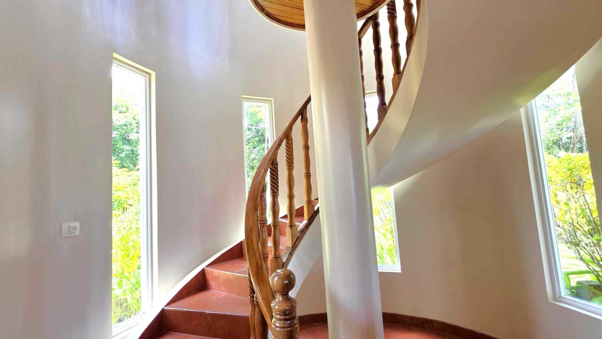 63069-21 Exceptional 4-Bedroom Estate with Ocean & Mountain Views & Pool in Ojochal Costa Rica