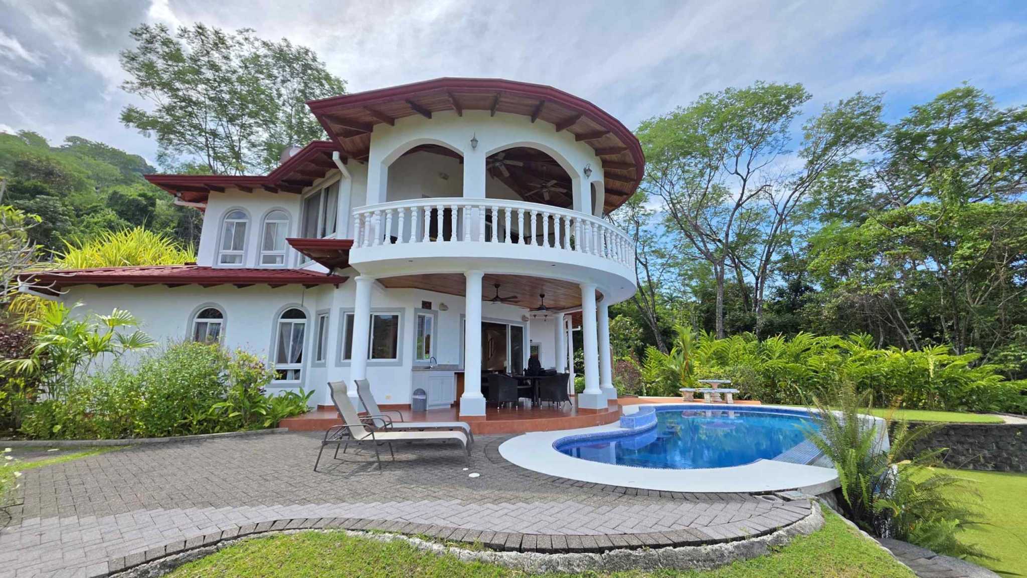 63069-5 Exceptional 4-Bedroom Estate with Ocean & Mountain Views & Pool in Ojochal Costa Rica