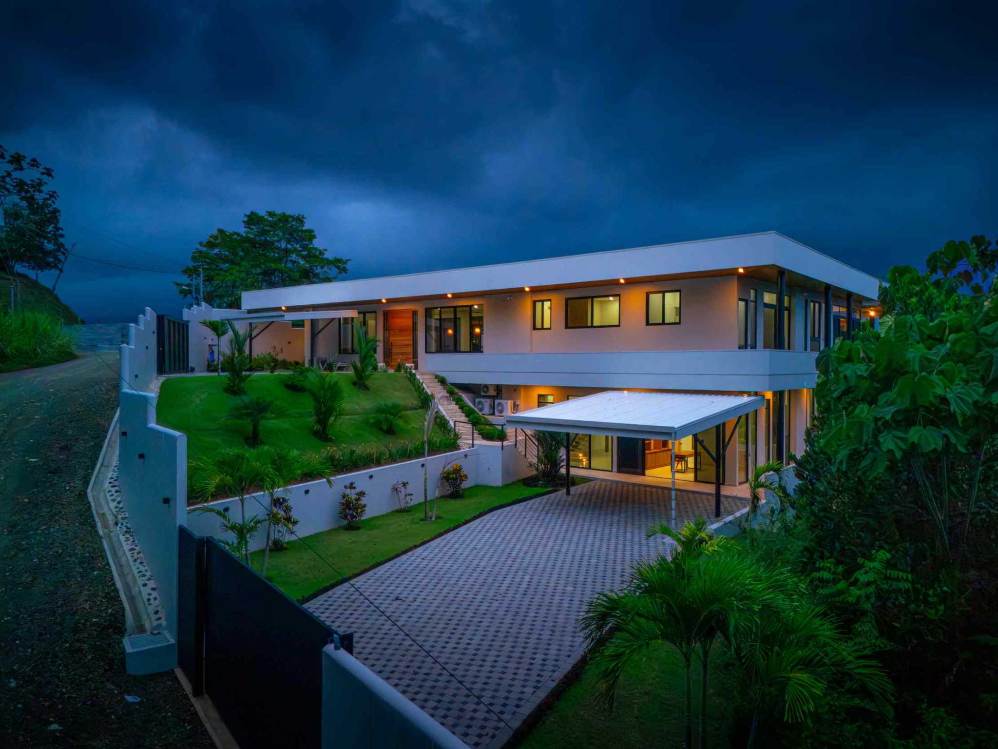 63000-31 Luxury 4-Bedroom Estate with Infinity Pool & Ocean Views in Uvita Costa Rica