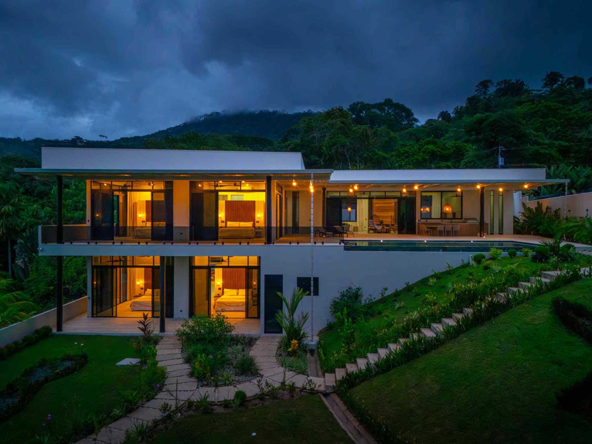 63000-26 Luxury 4-Bedroom Estate with Infinity Pool & Ocean Views in Uvita Costa Rica