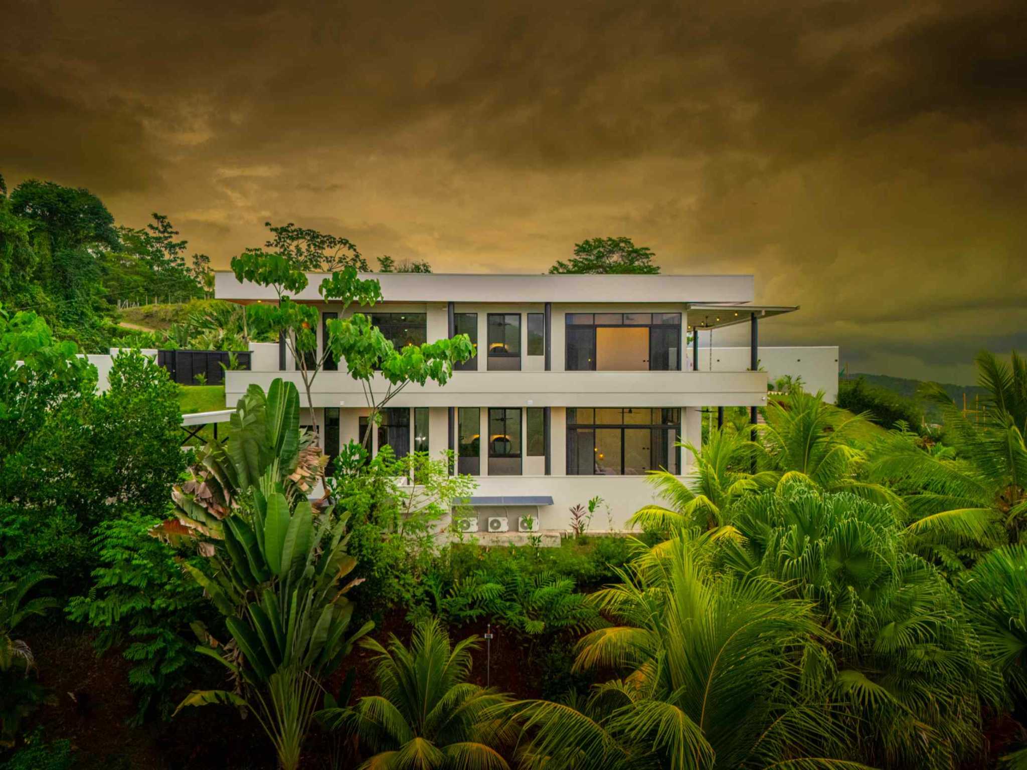 63000-21 Luxury 4-Bedroom Estate with Infinity Pool & Ocean Views in Uvita Costa Rica