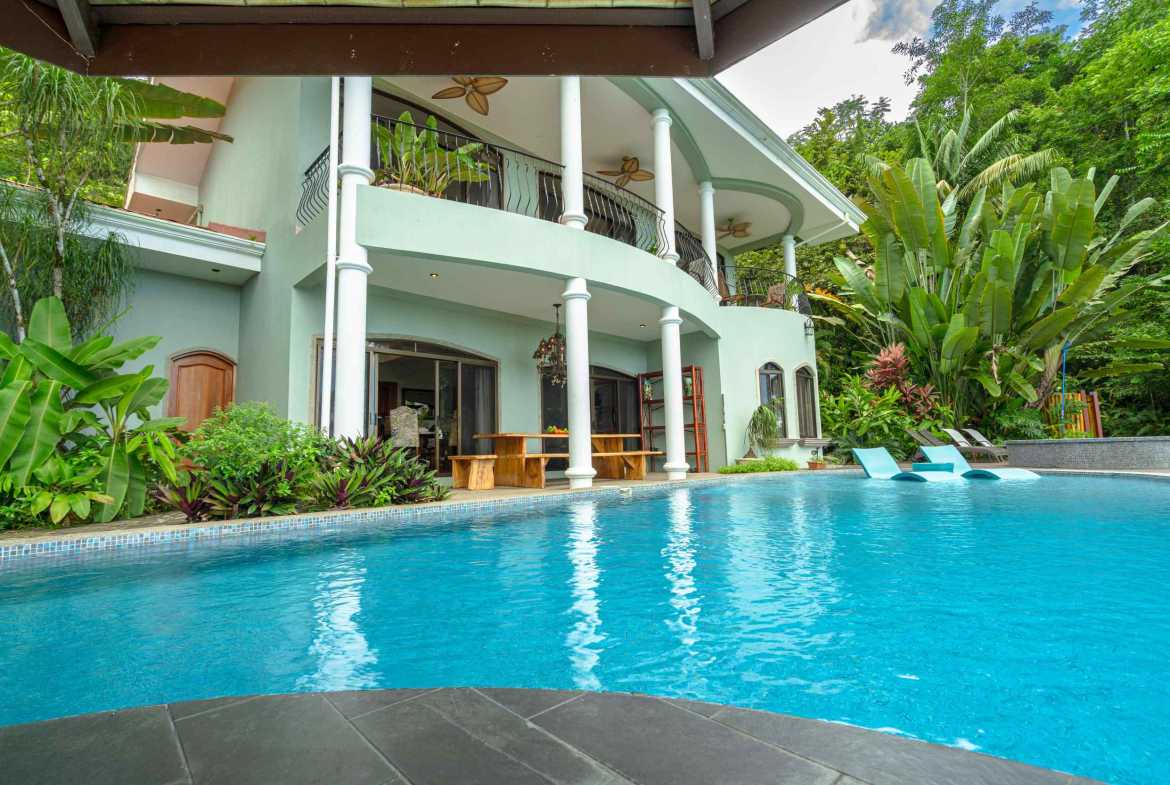 Luxury 5-Bedroom Estate with Ocean Views & Infinity Pool in Portalon Costa Rica