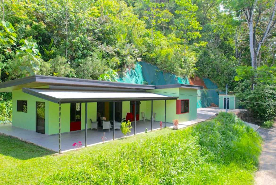 Strategic 3-Bedroom Home with Commercial Potential on 0.96-Acre Lot, photo 1 of 24
