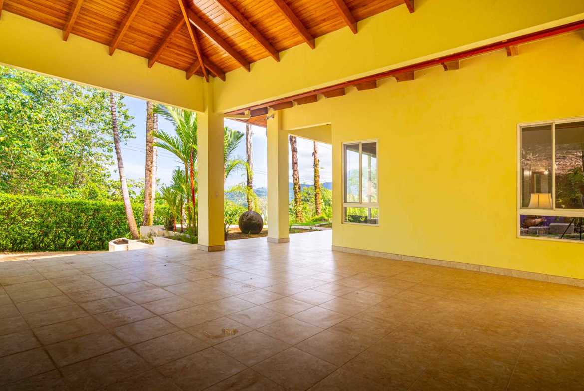 2-Bedroom Villa with Ocean, Mountain & Jungle Views, photo 10 of 24