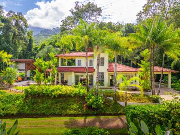 Stunning 2-Bedroom Villa with Ocean, Mountain & Jungle Views in Ojochal Costa Rica