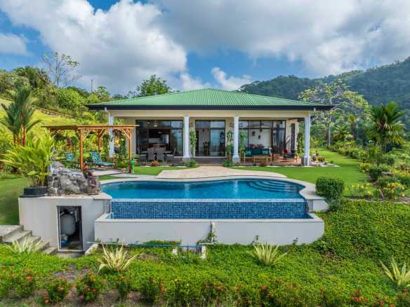 Stunning 2-Bedroom Home with Ocean Views & Infinity Pool in Portalon Costa Rica