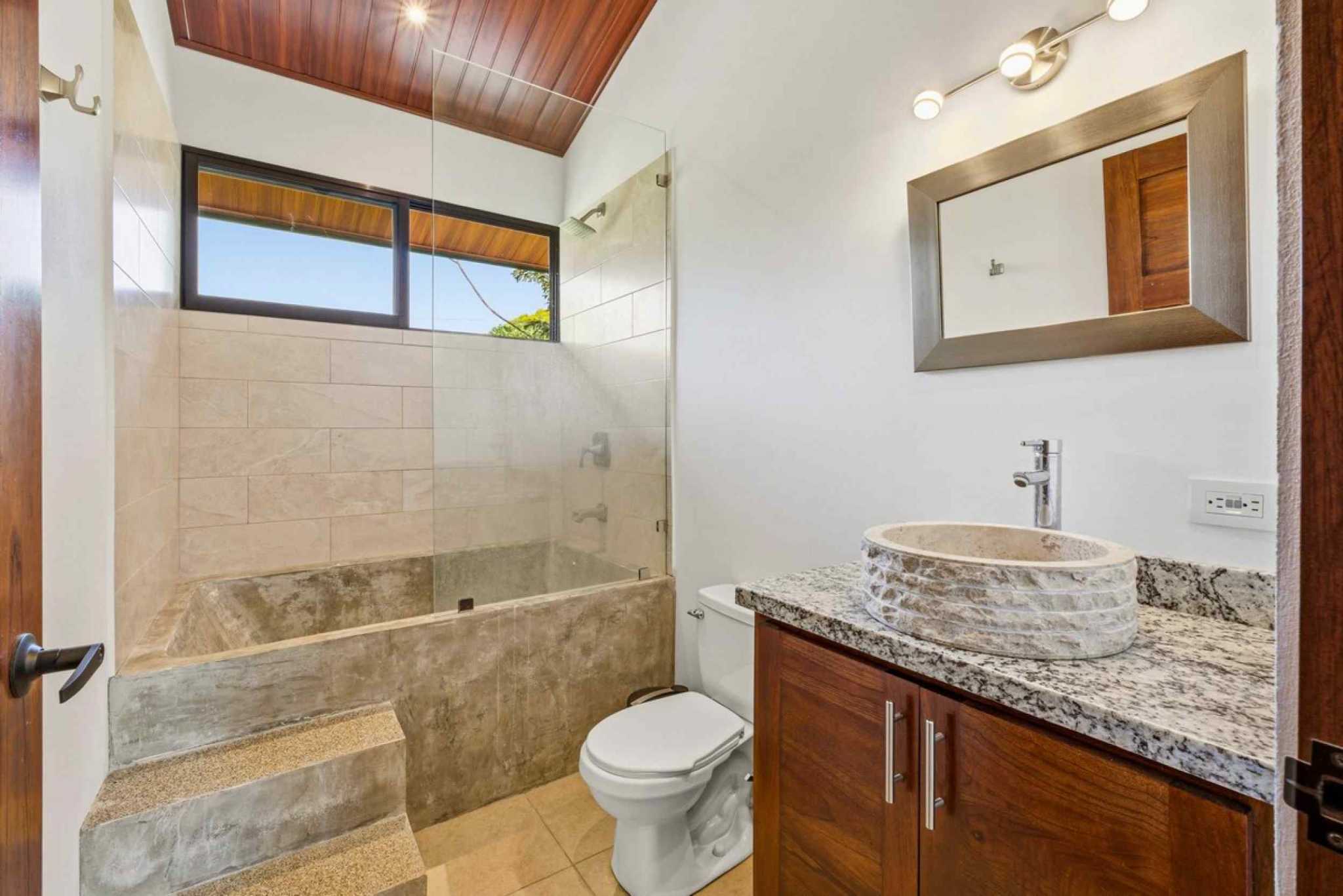 64331-42 Luxury 3-Bedroom Home with Guest House & Valley Views in Platanillo Costa Rica