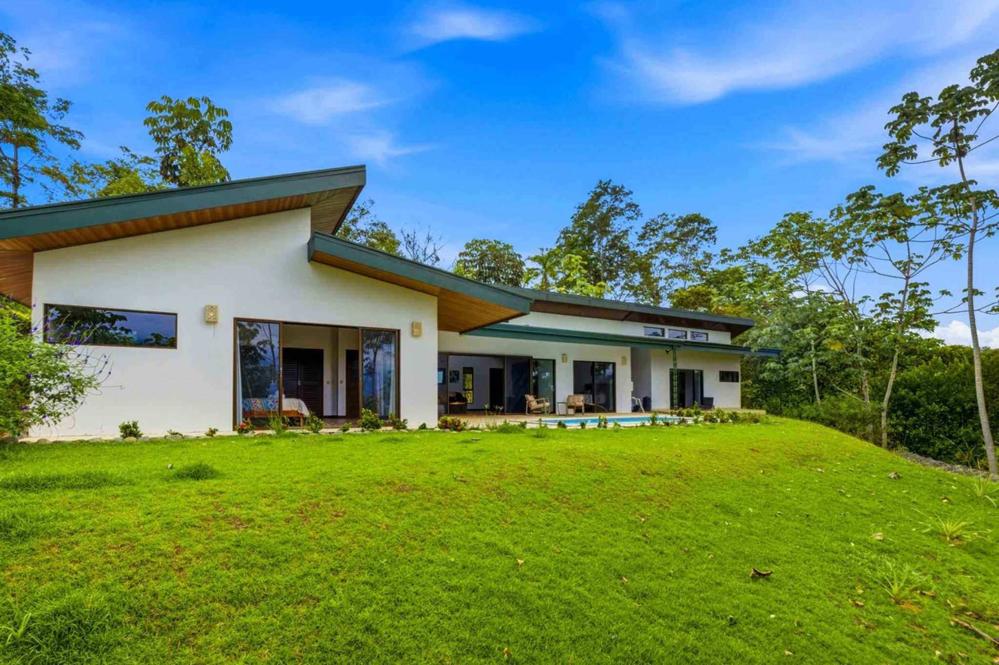 64331-29 Luxury 3-Bedroom Home with Guest House & Valley Views in Platanillo Costa Rica