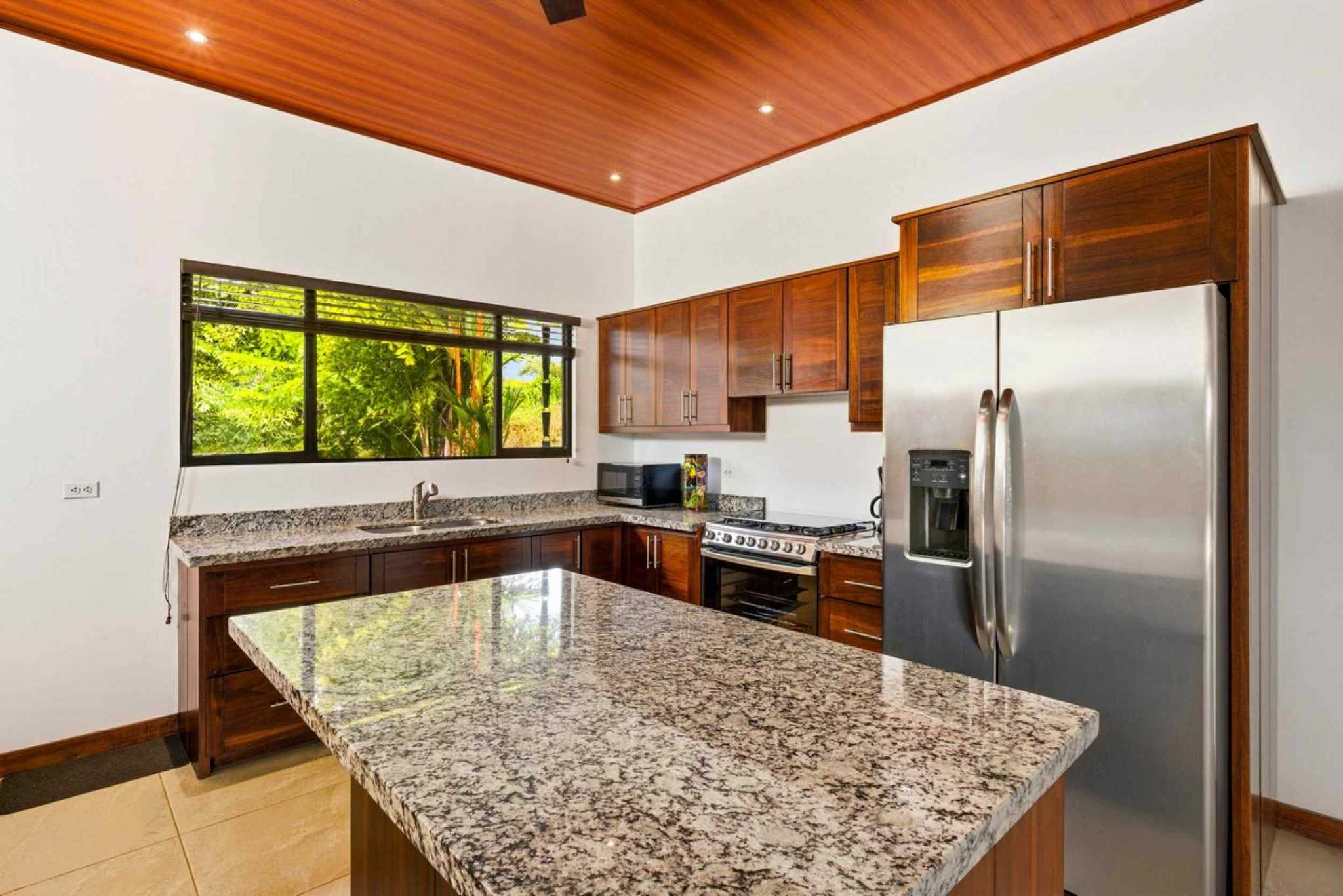 64331-3 Luxury 3-Bedroom Home with Guest House & Valley Views in Platanillo Costa Rica