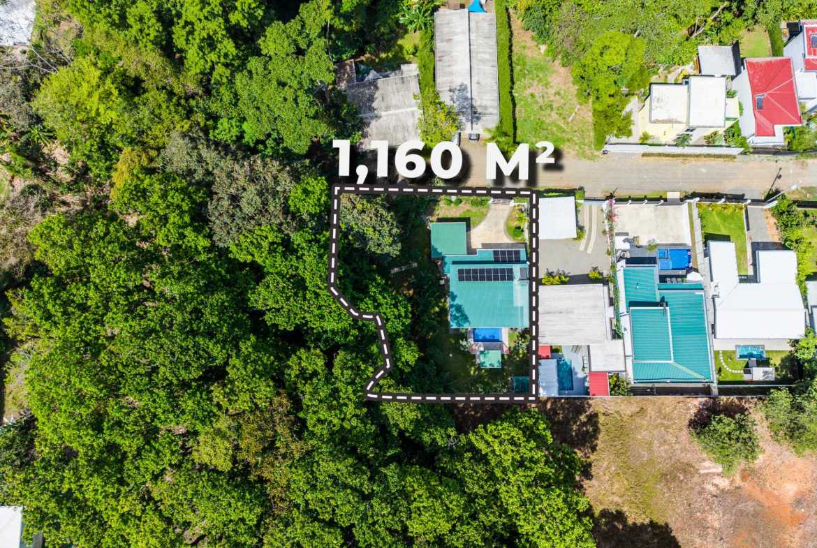 2-Bedroom Home with Private Pool & Forest Creek, photo 5 of 24