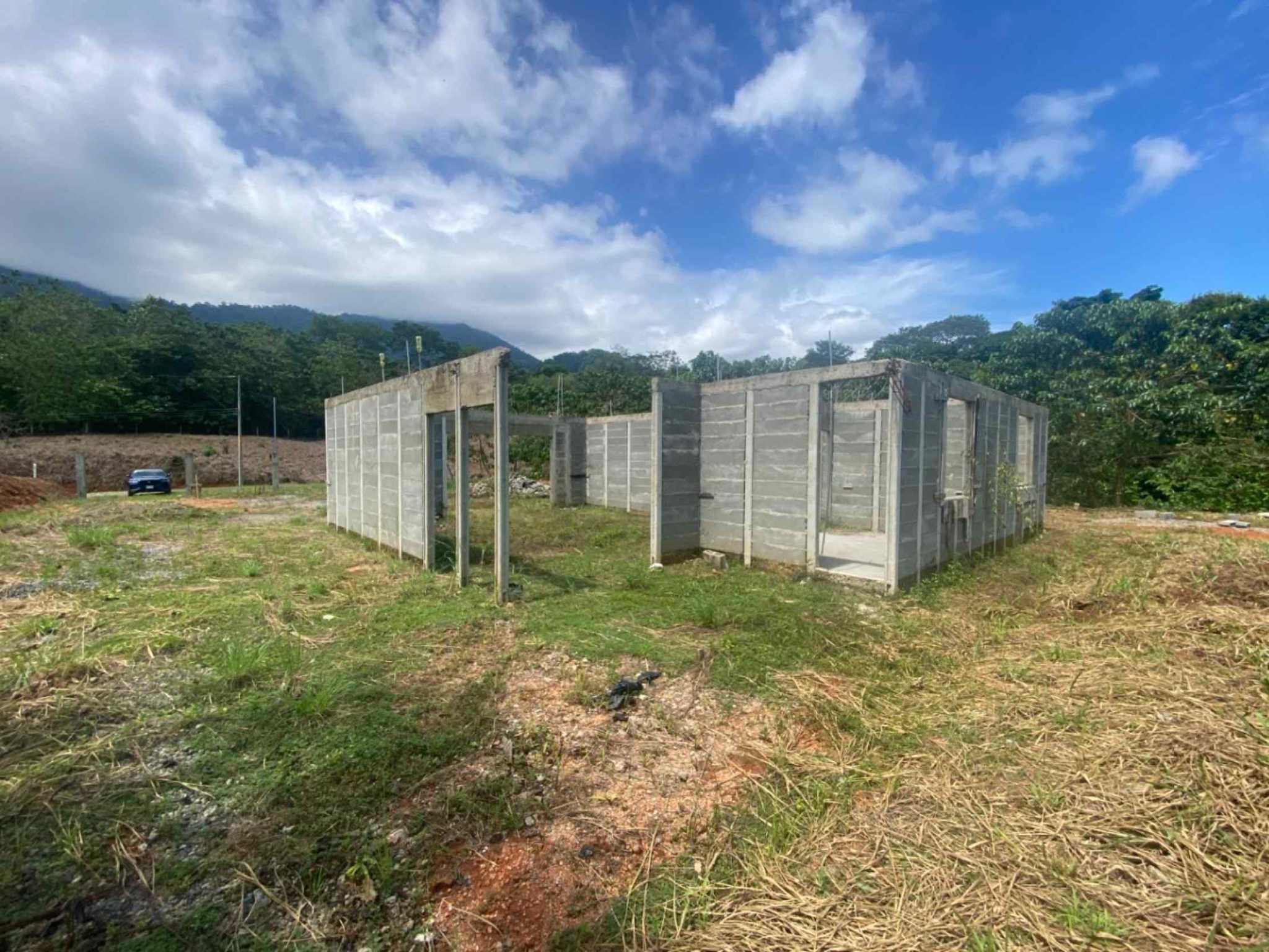 64796-4 Unfinished Modern 3-Bedroom Villa with Valley Views & Pool Foundation in Ojochal Costa Rica